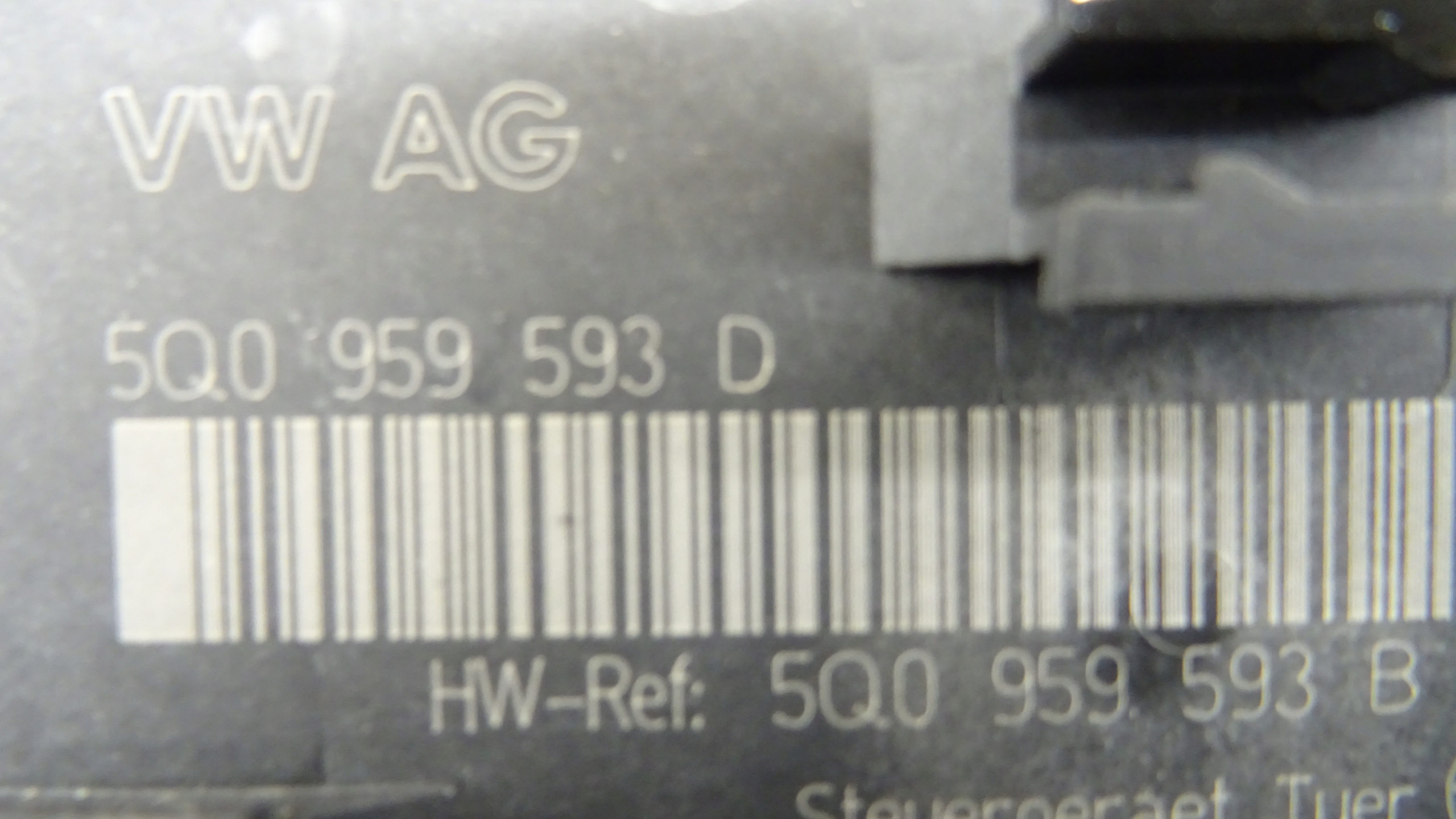 VW GOLF VII module door 5Q0959593D NR M830