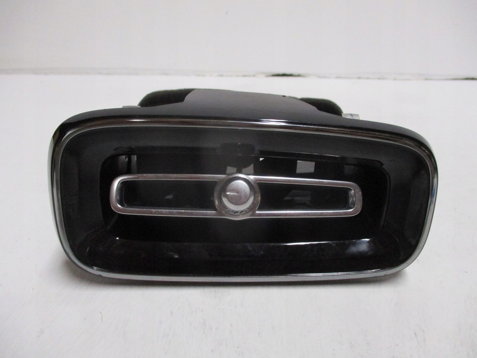 grid air conditioning devices left VOLVO XC-40 XC40 31442625