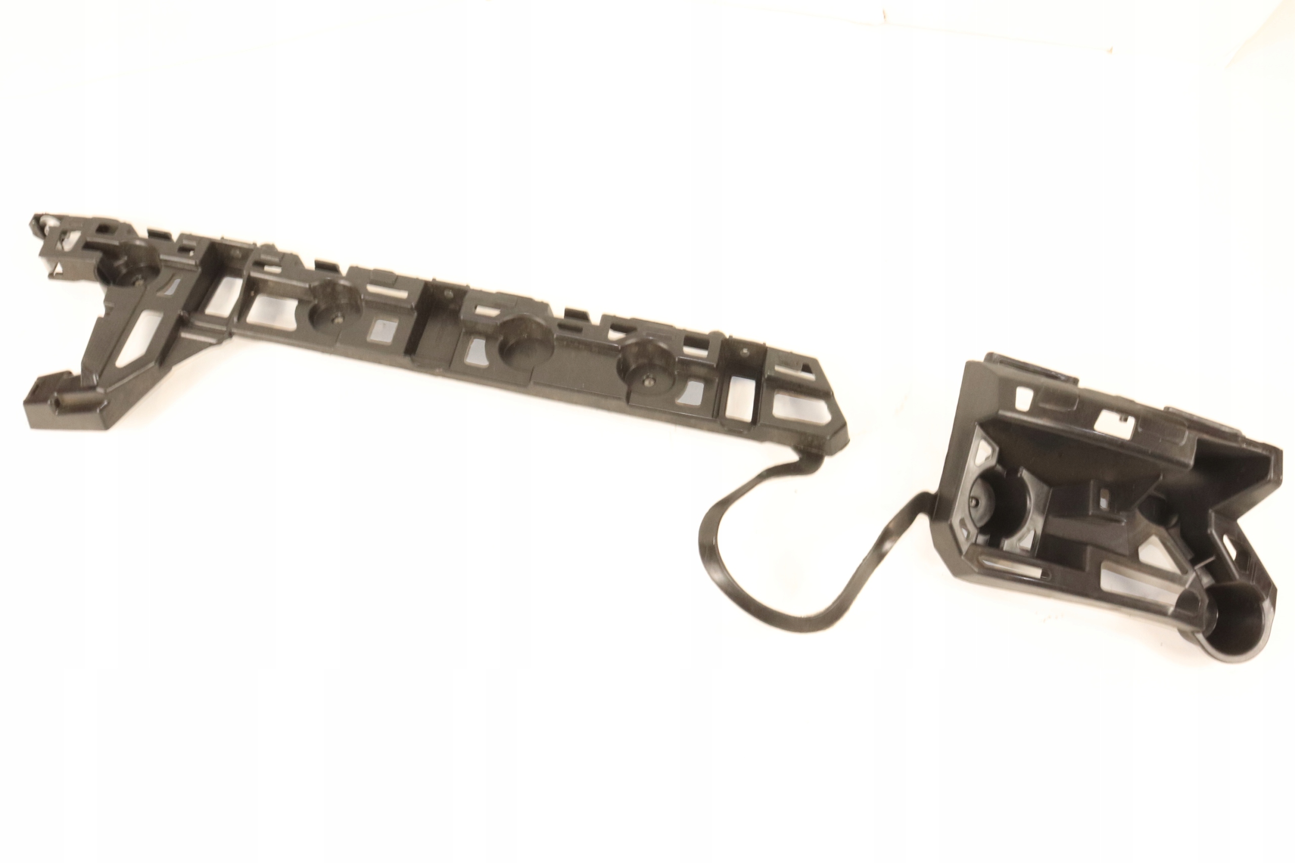 39086931 - OPEL ASTRA K УНИВЕРСАЛ ПРОСКАЛЬЗЫВАНИЕ КРОНШТЕЙН ЗАДНЕГО БАМПЕРА L