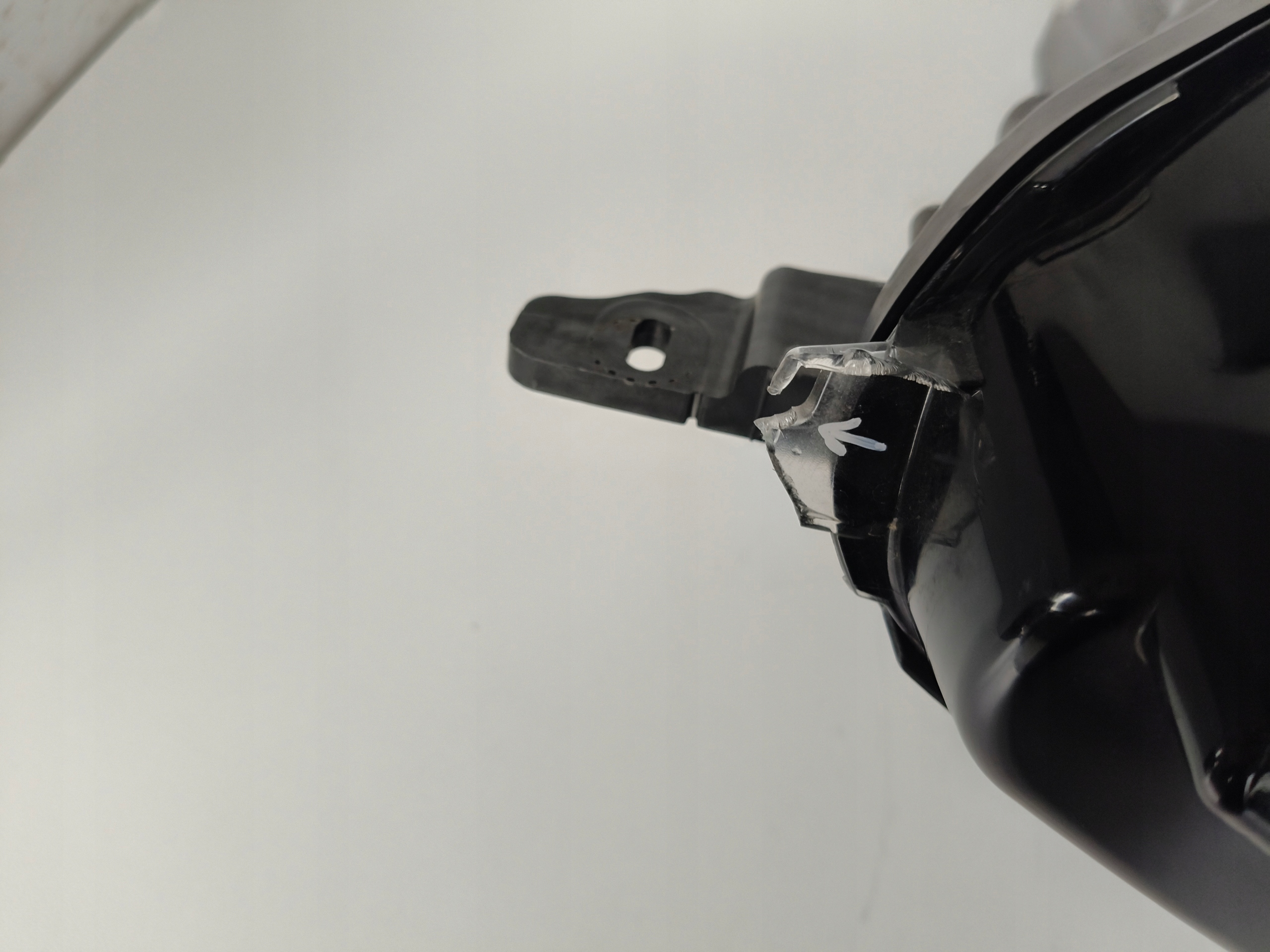 light left REFLEKTOR FORD ECOSPORT 17- LIFT