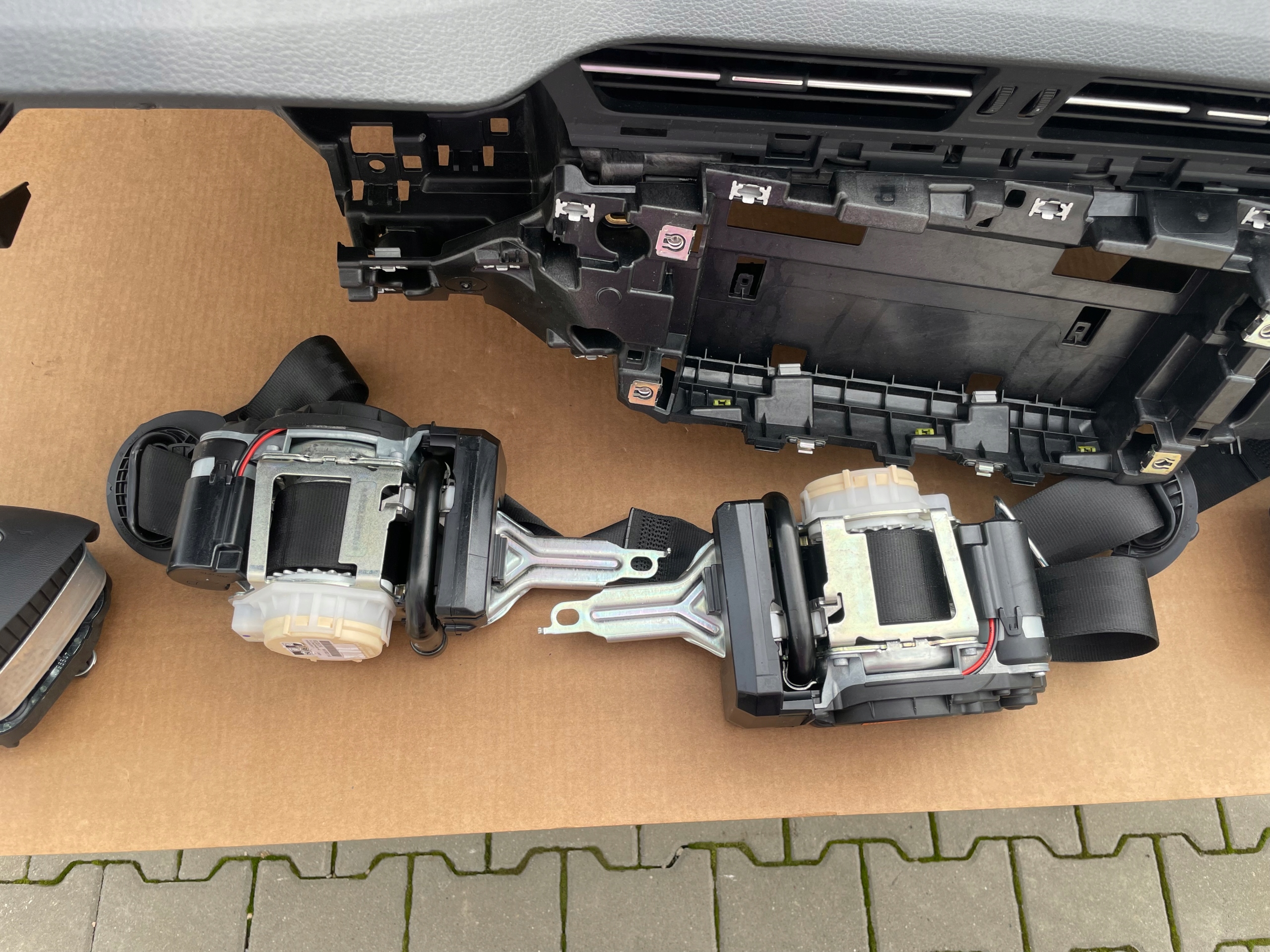 console dashboard instrument panel airbags tension belts AUDI A6 C8 original IDEAL