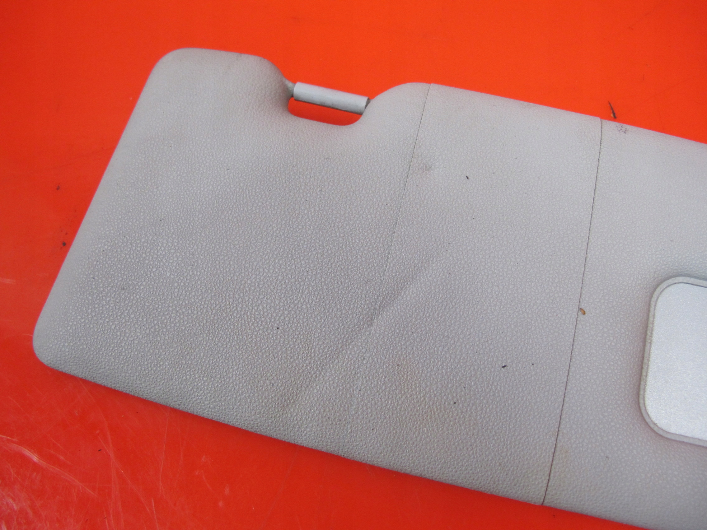 BMW and 1 E87 cover PRZECIWSLONECZNA right left KPL