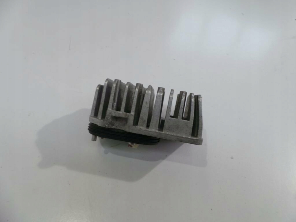 MERCEDES GLA X156 2016 PRZETWORNICA MODUŁ JEŻ LED