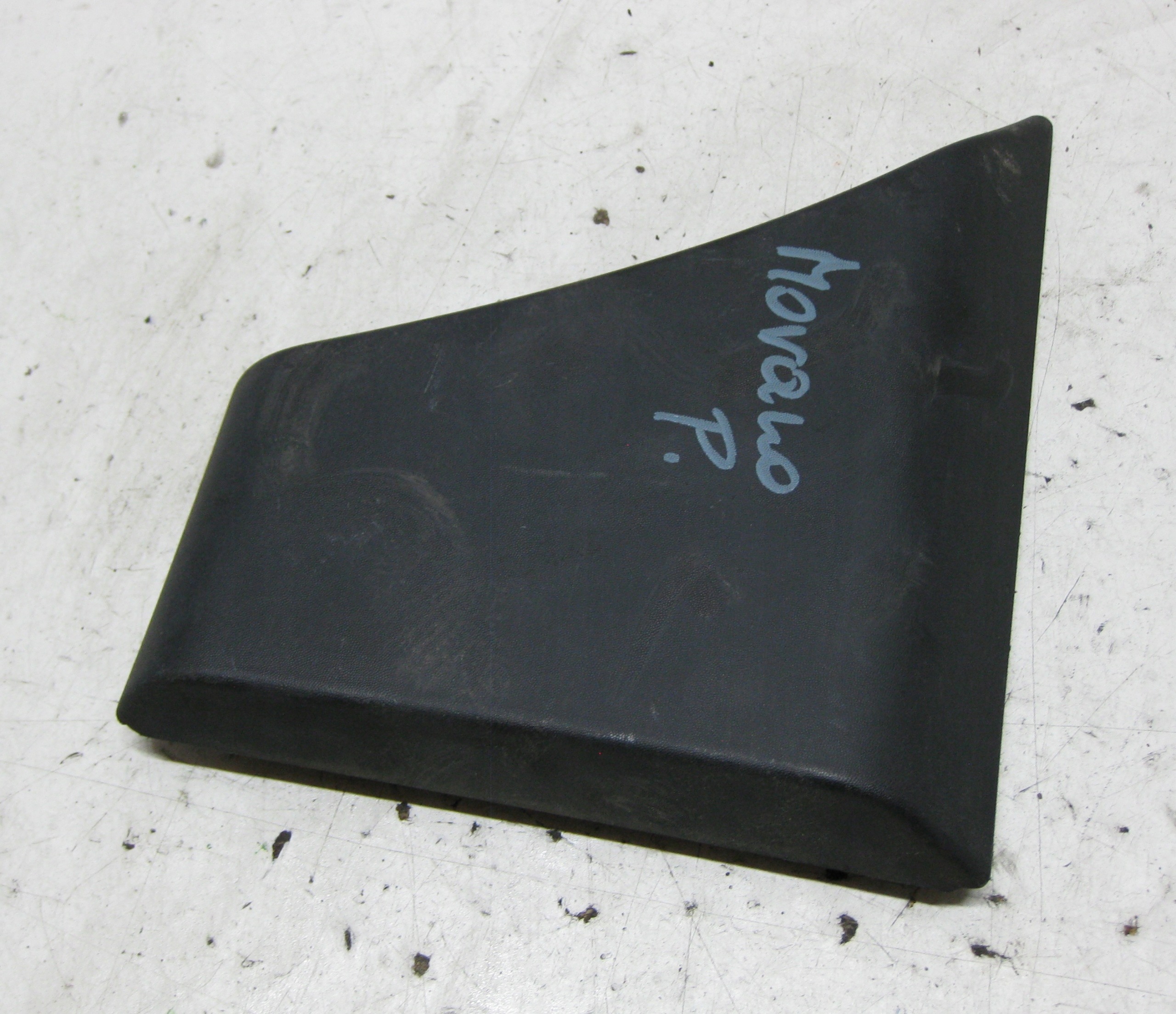 RENAULT MASTER III LIFT moulding side right rear part 768F30004R