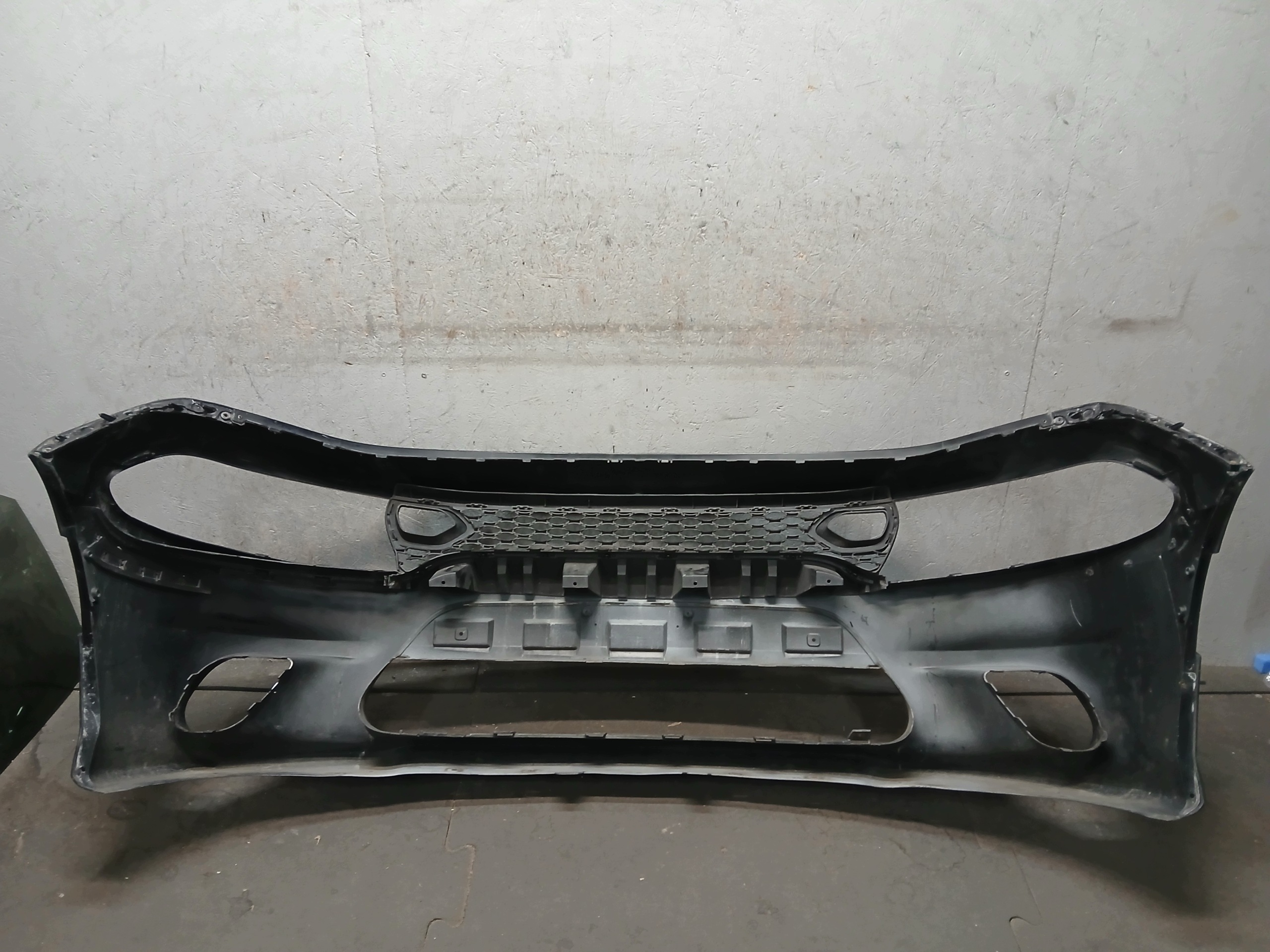 nárazník předek DODGE CHARGER SRT