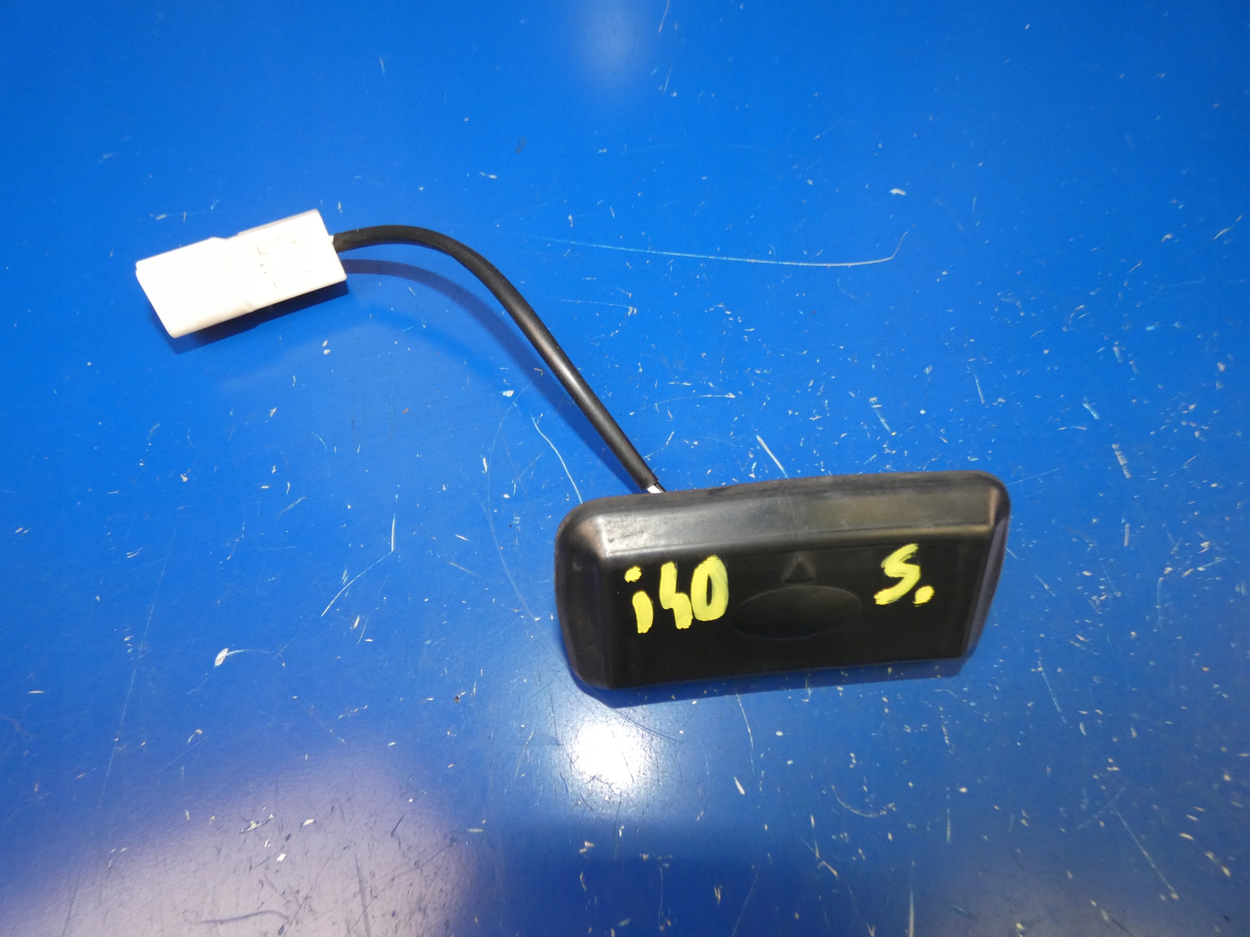 HYUNDAI I40 sedan MIKROSTYK handle bonnet boot