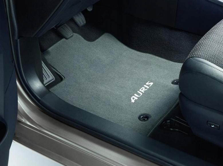 Toyota Auris Originálne velúrové koberčeky komplet PZ49C-E0350-BA Oe