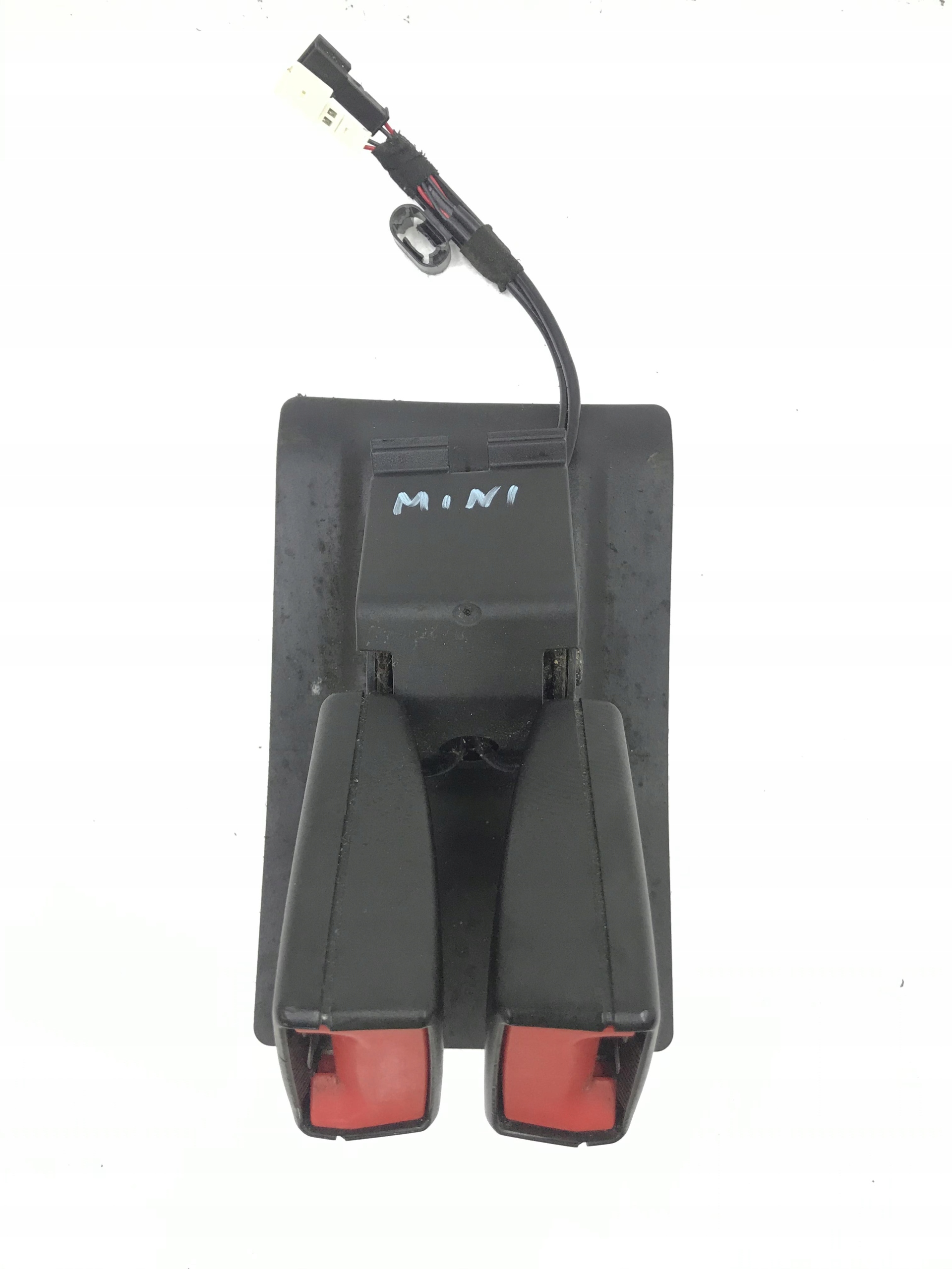 ремней зад задних MINI COOPER R56 06-