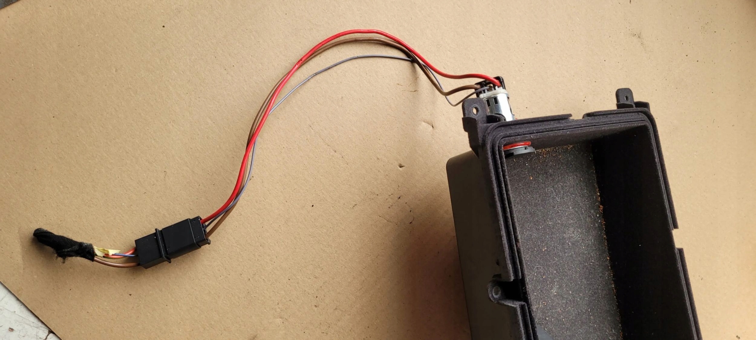 A6 C7 4G LIFT passenger compartment plato adapter 12V INTERFACE A7 4G