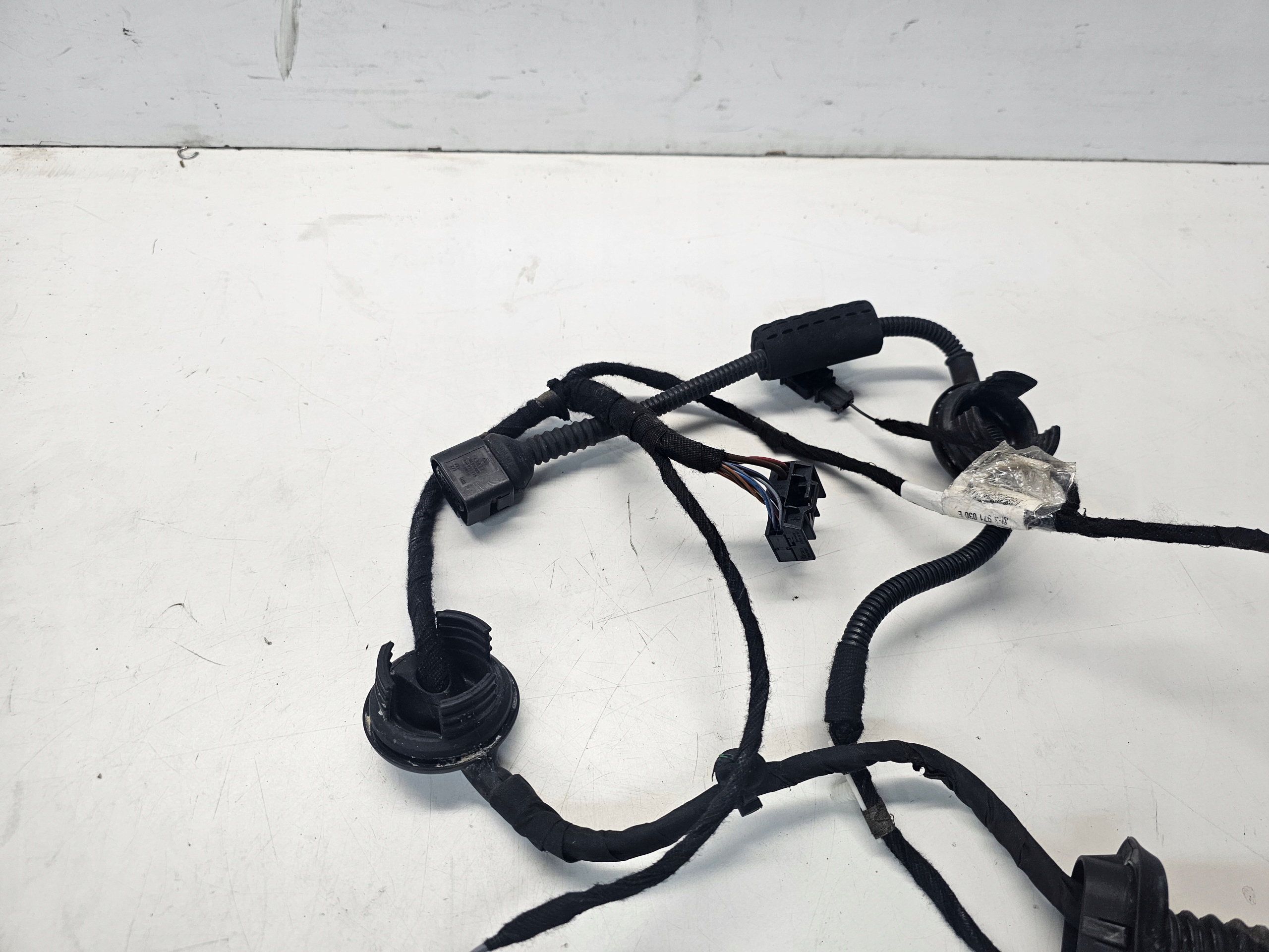 bundle door right front AUDI A3 8P 8P3971030E