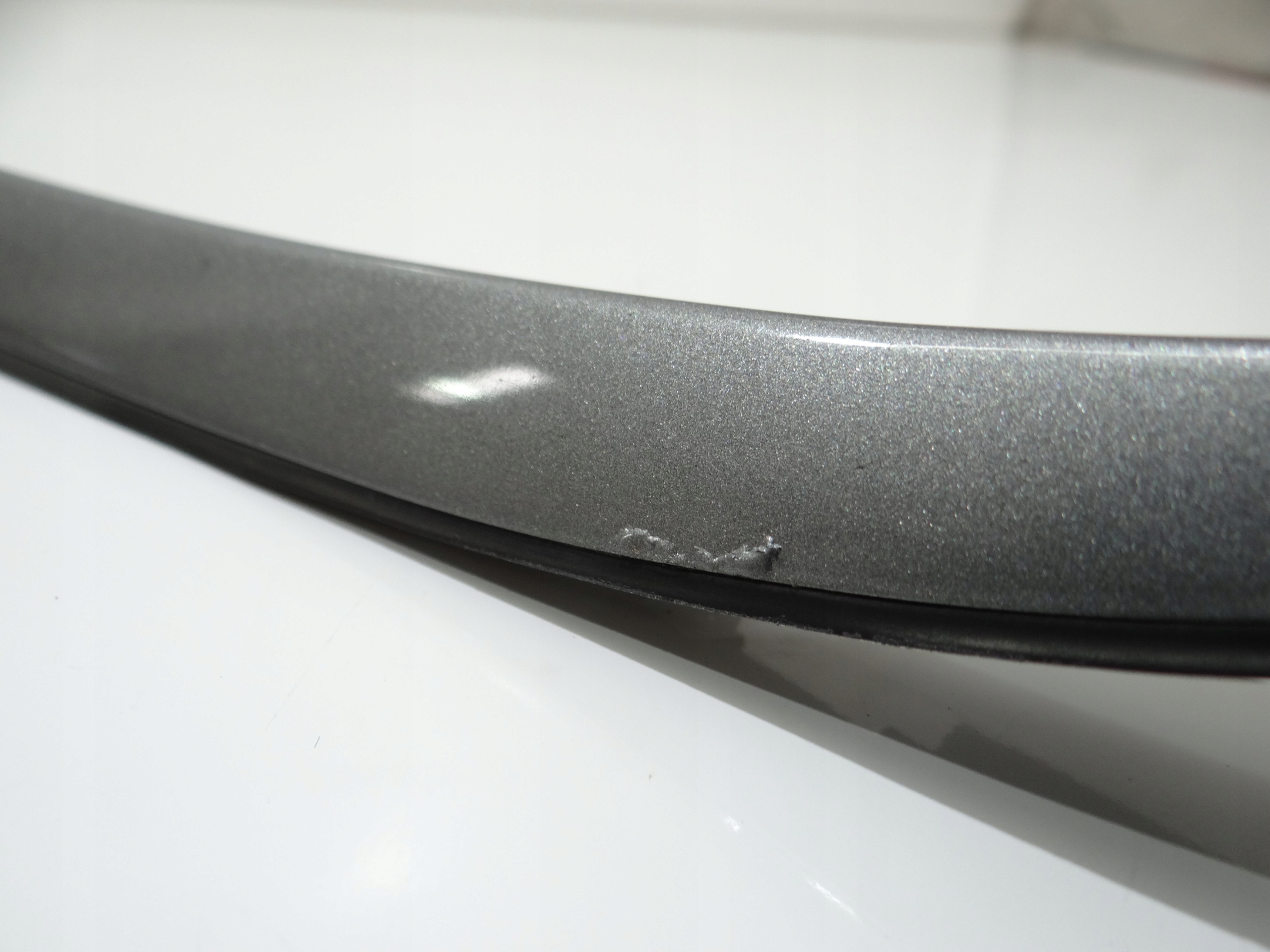 moulding iron right BMW E90 LCI A52 (17193520)
