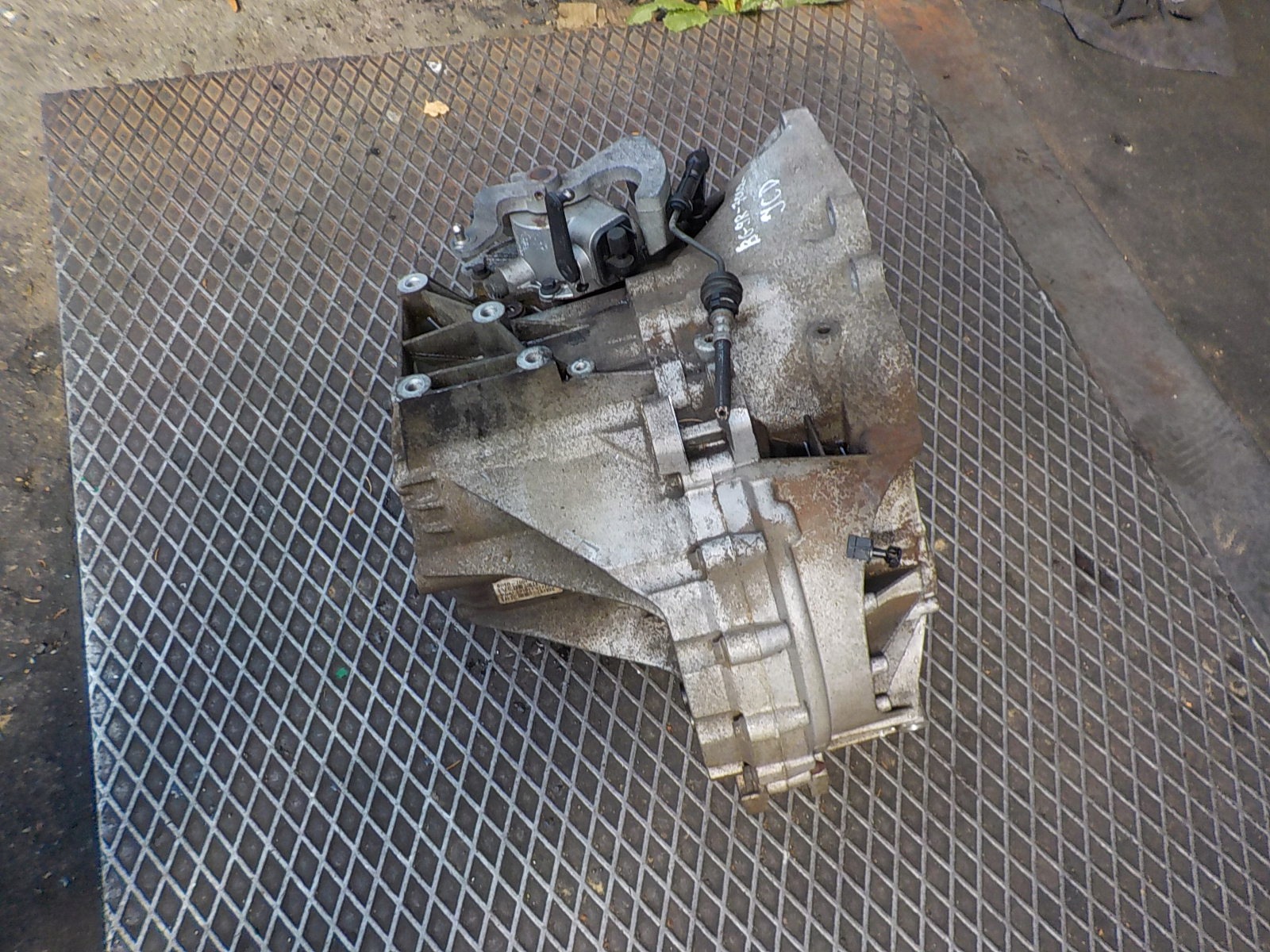 VOLVO S60 II 1.6 D ORG Getriebe BG9R-7002-JCD