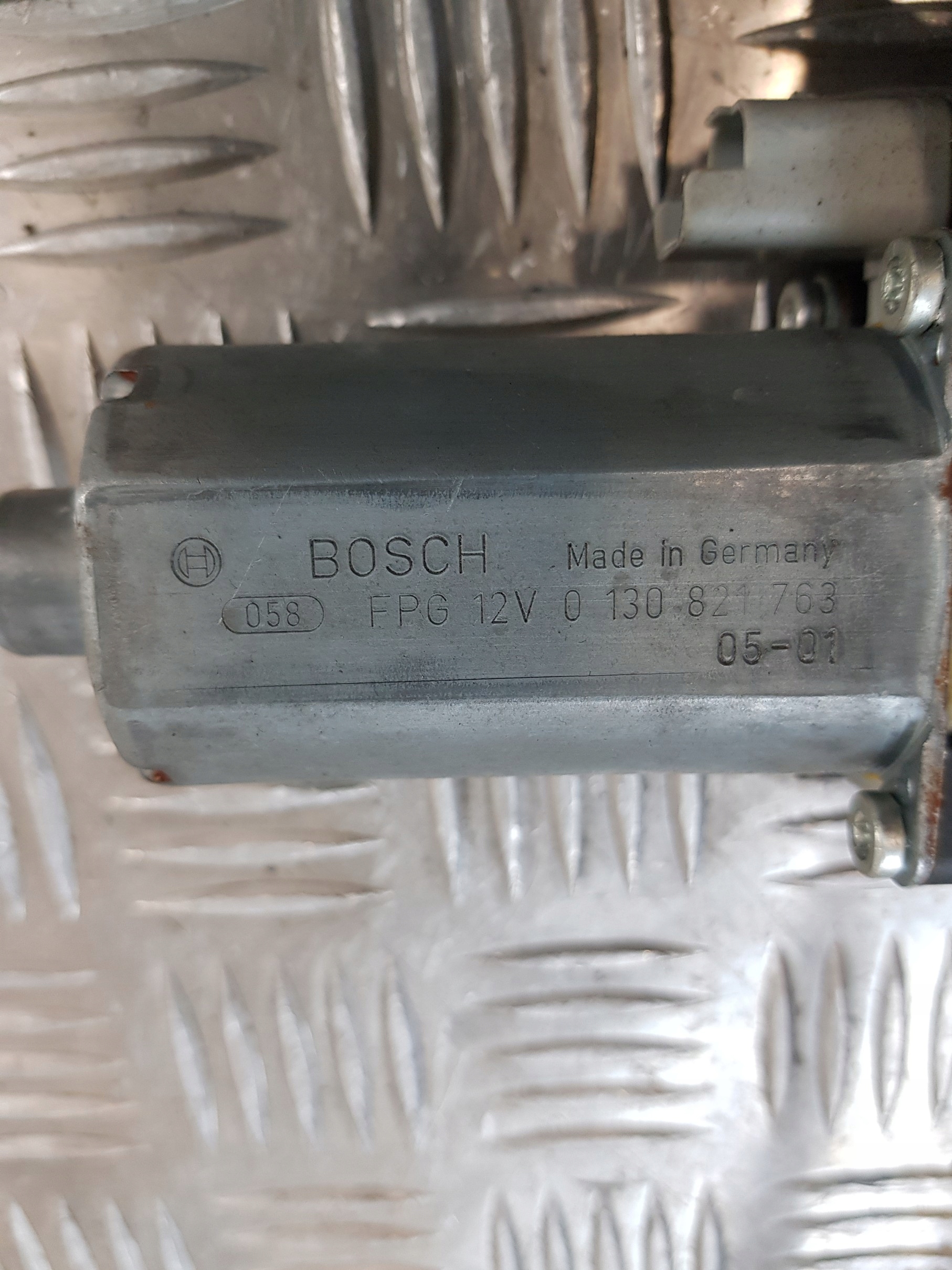 window regulator left front 0130821763 PEUGEOT PARTNER and LIFT 05R