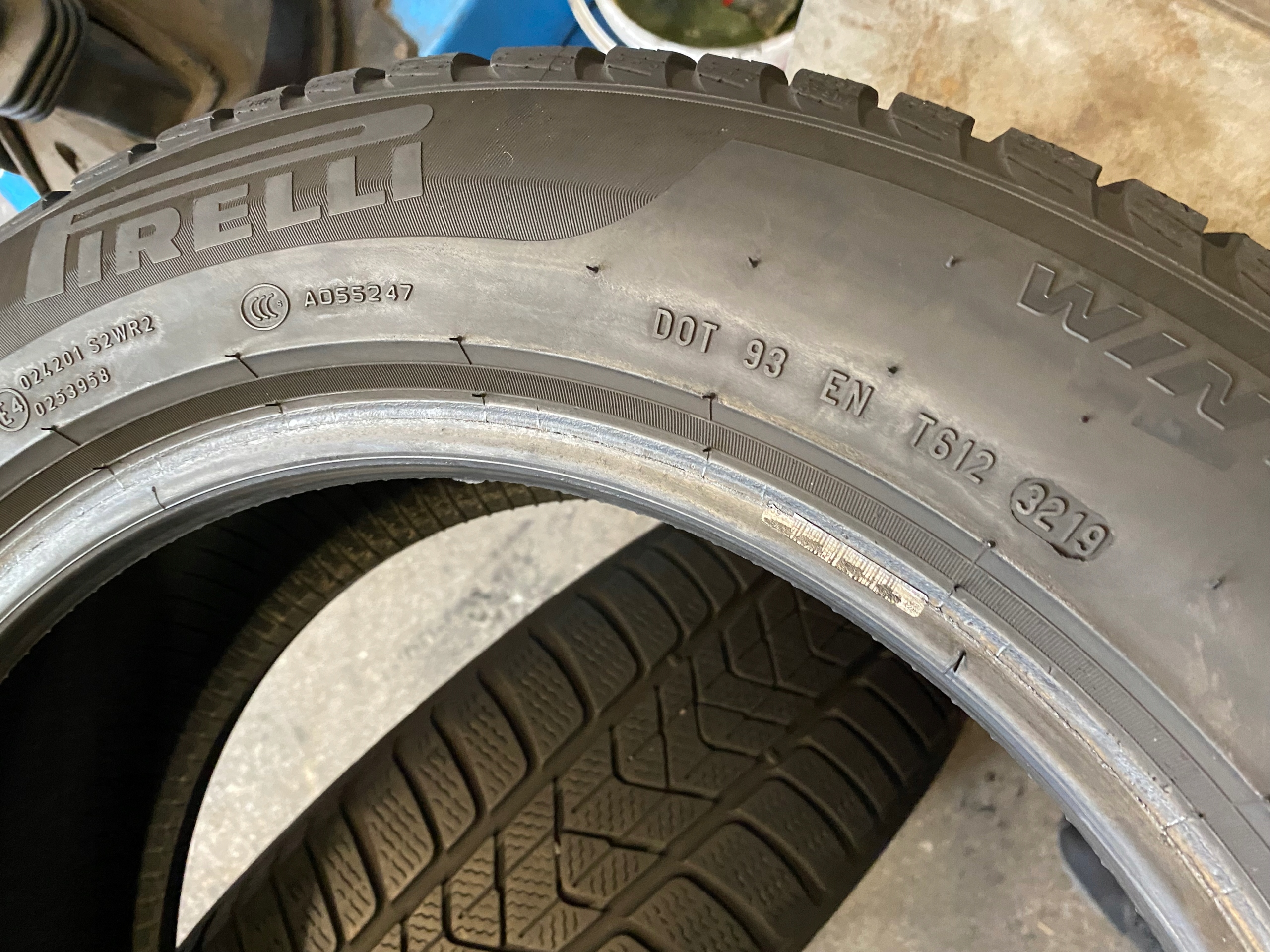 tyres winter 225/55R17 Pirelli Sottozero 3 Run Flat 6,5mm