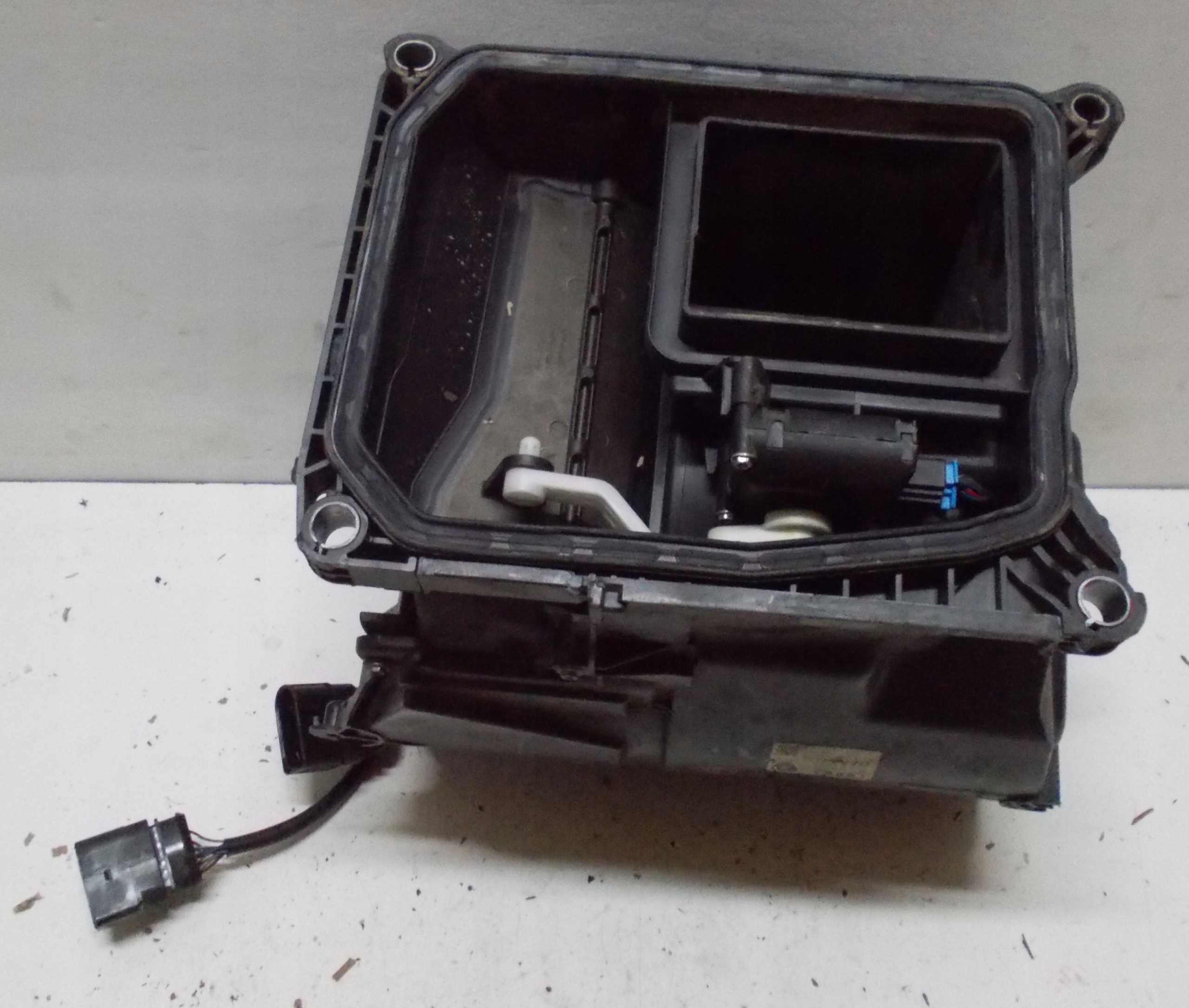 AUDI A6 C6 2.0 TFSI 08R heater heating 4F0820155F