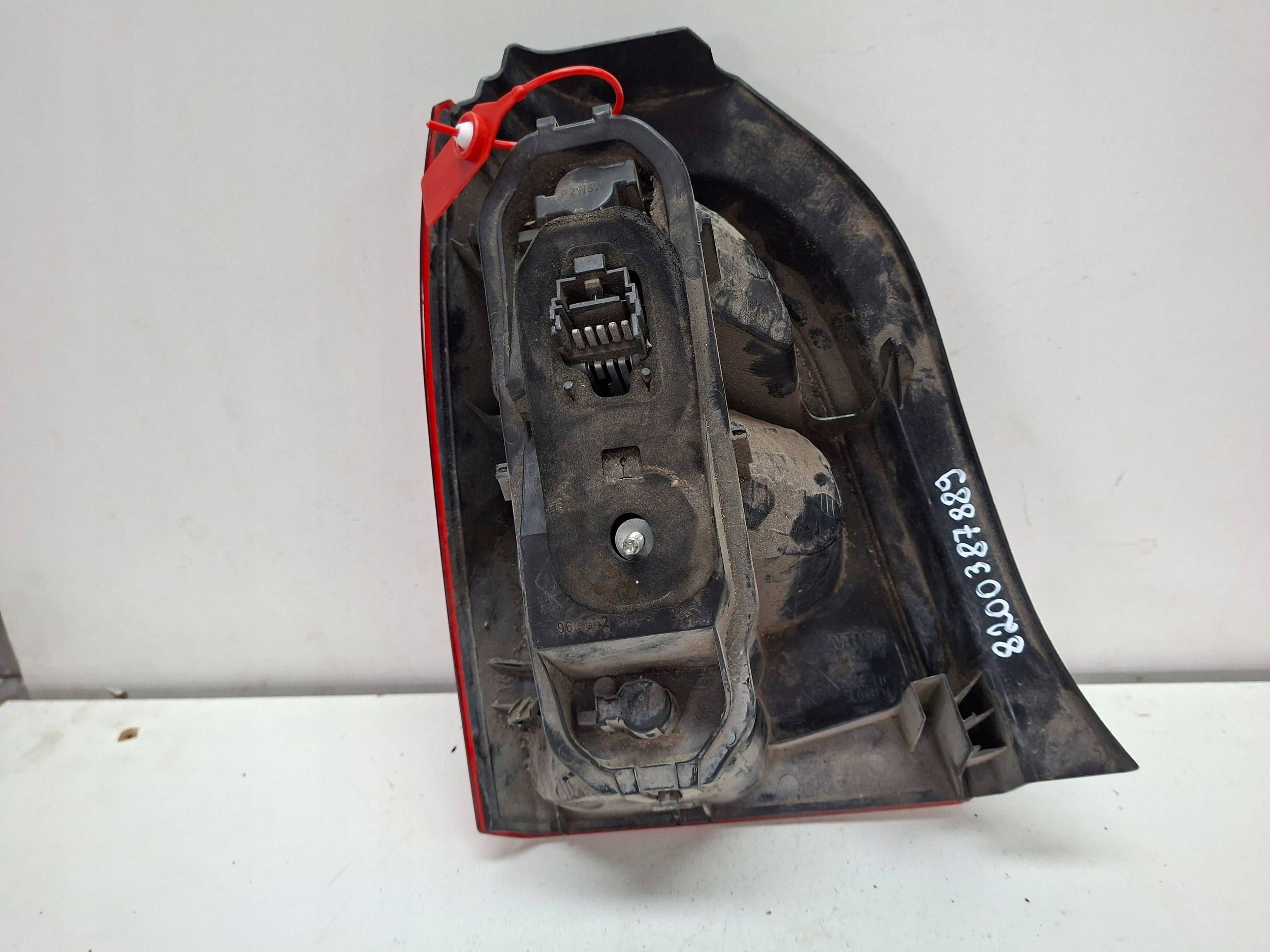 light rear right 8200387889 RENAULT TWINGO II 2007