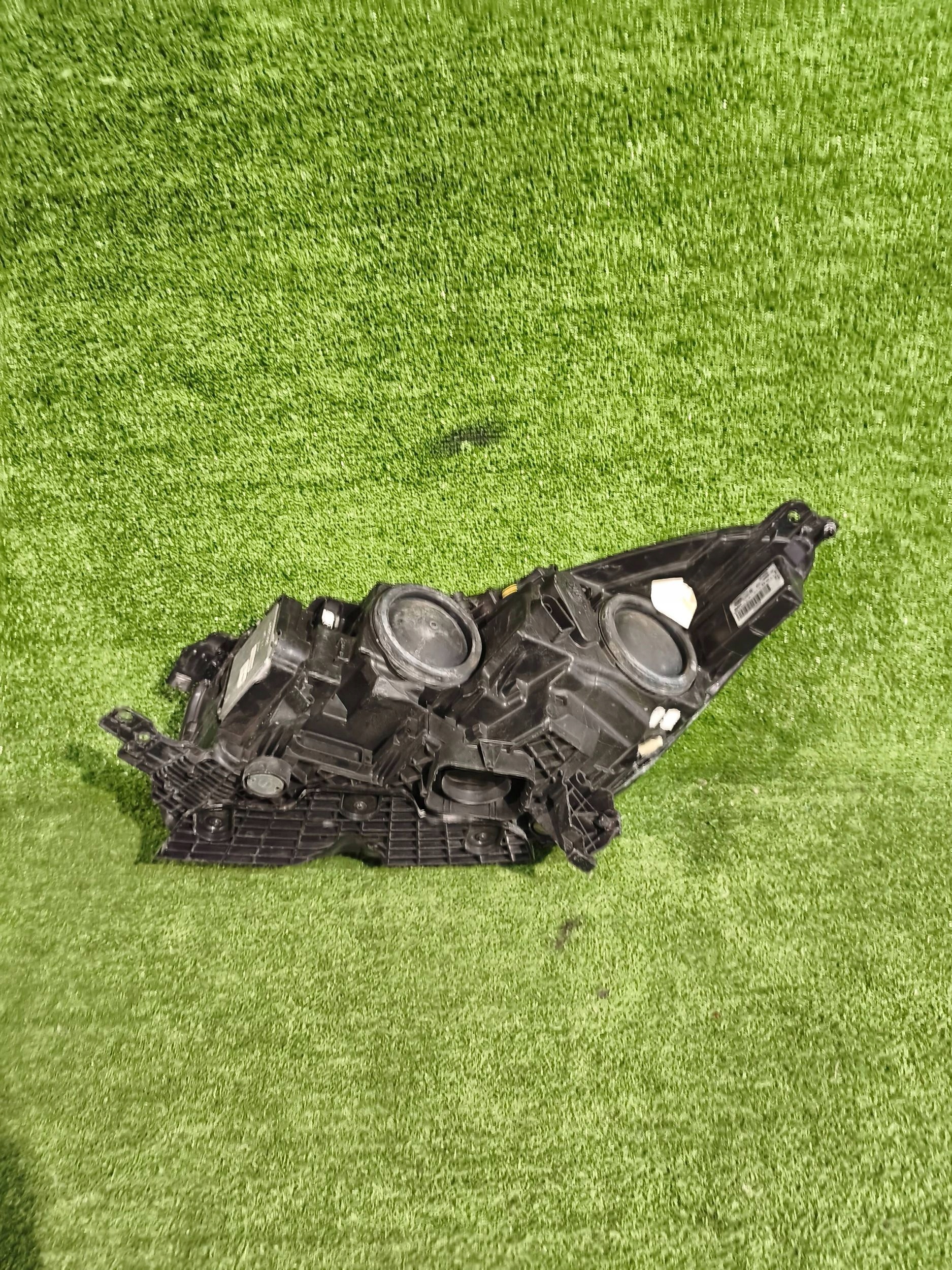 REFLEKTOR right front FORD KUGA MK2 LIFT 16- lens LED NR.R1365