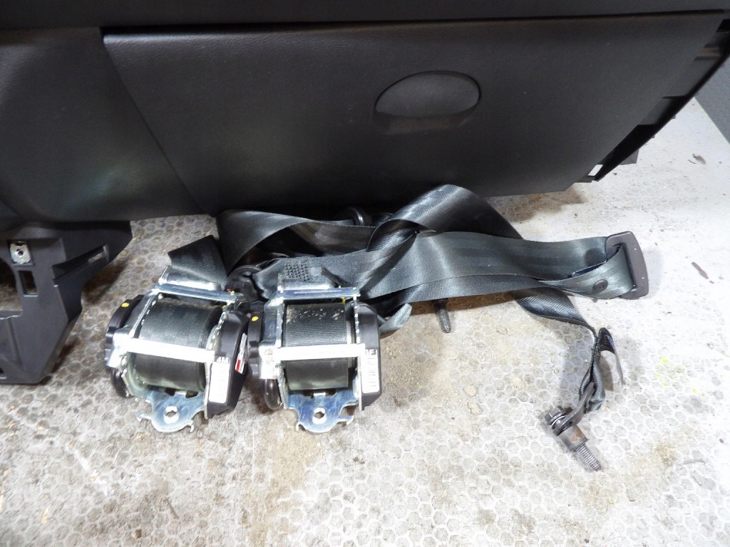 DACIA DUSTER II LIFT console cockpit dashboard airbag