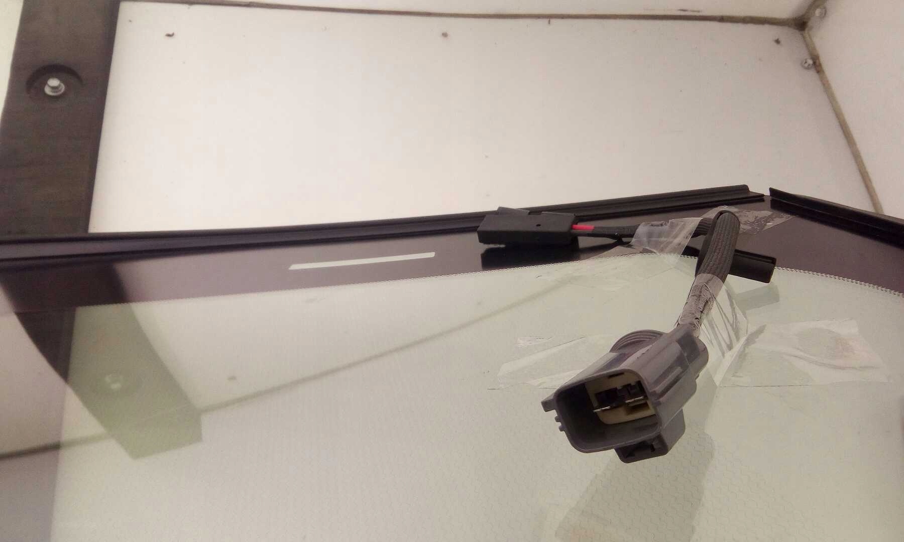 SZYBA CZOŁOWA PRZEDNIA OPEL INSIGNIA 2017- SENSOR KAMERA GRZANA ZIELEŃ NOWA Numer katalogowy części 6344AGACHIMVZ1C