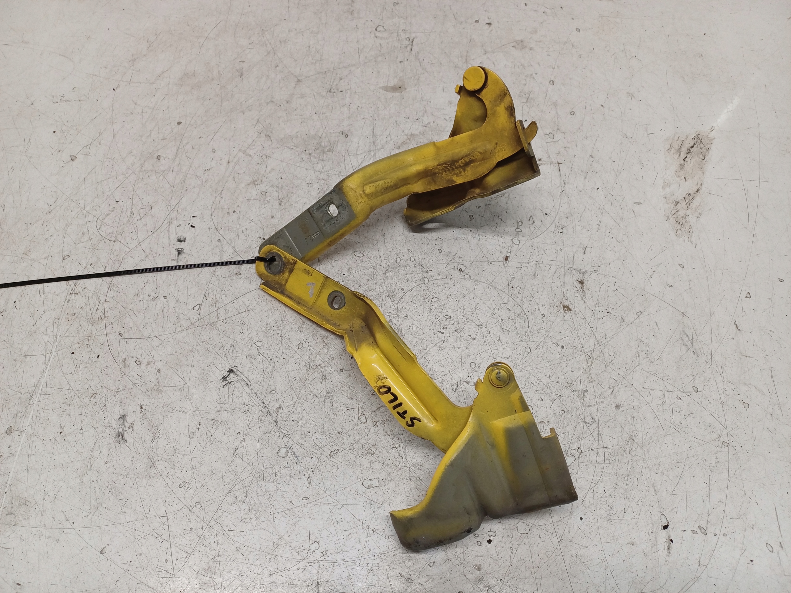 FIAT STILO 01-07 ZAWIASY MASKI PRZÓD LEWY PRAWY