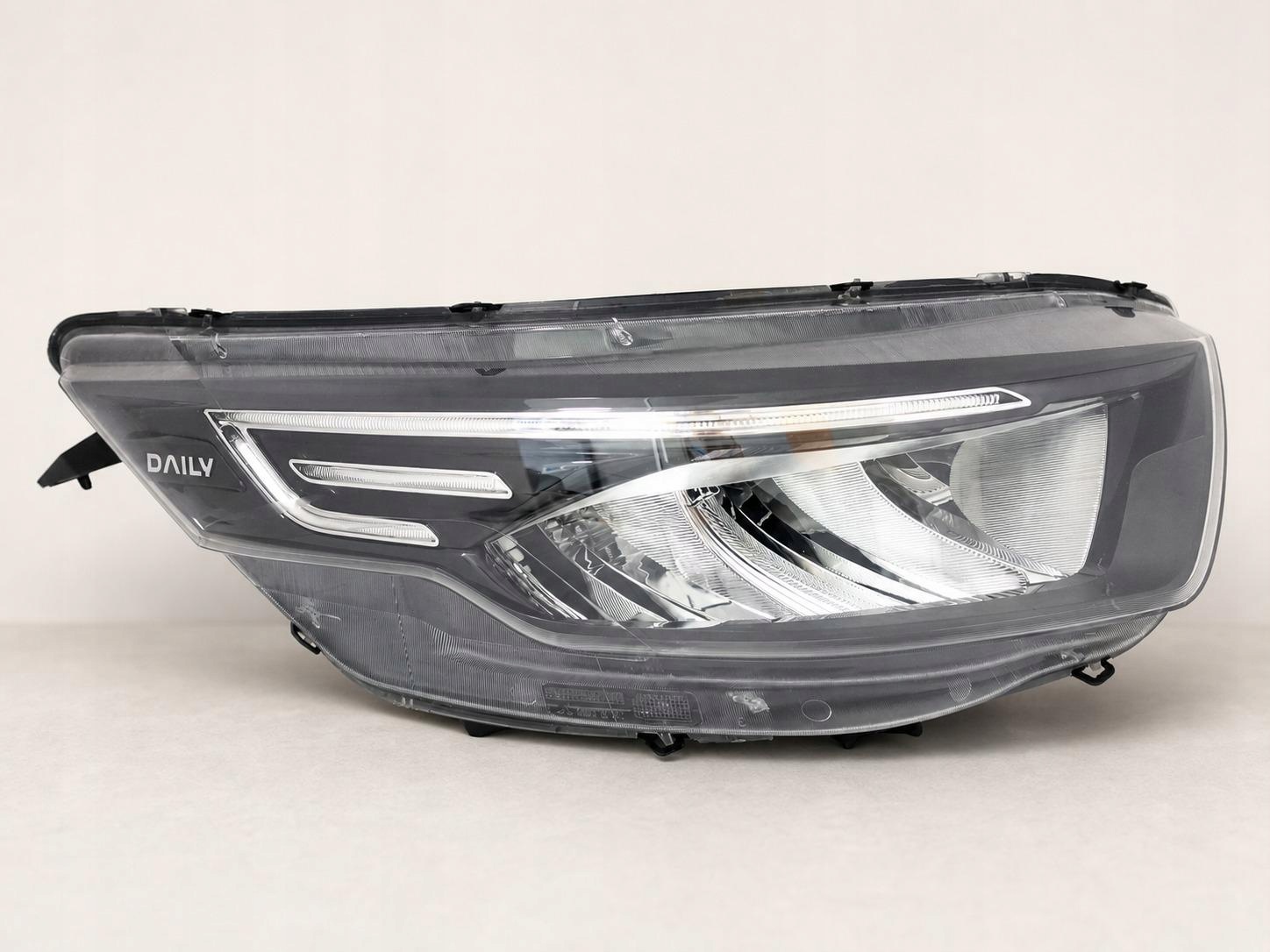 IVECO DAILY IV III LIFT 19- light FULL LED right front EUROPA + MODULY
