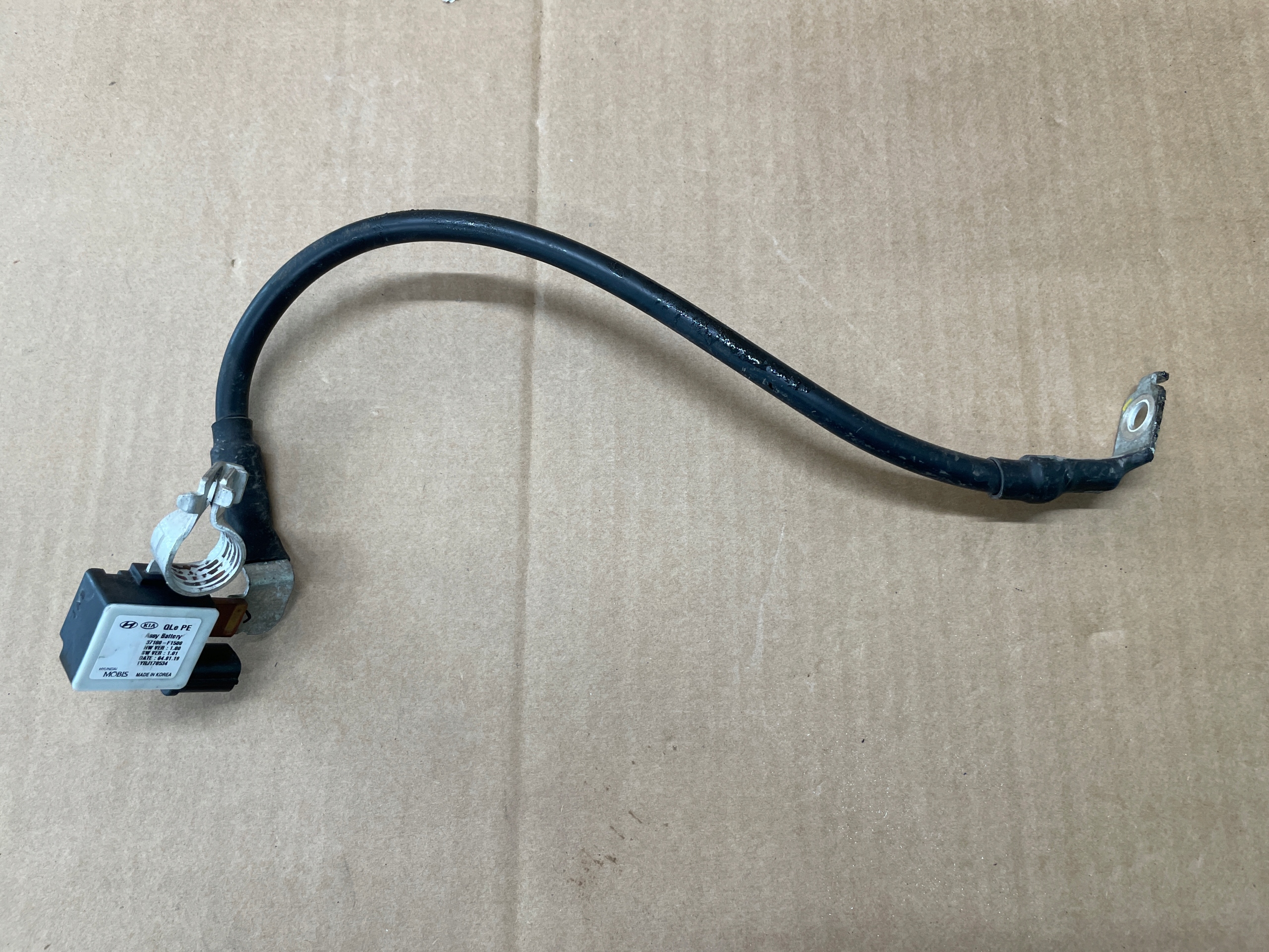 KIA SPORTAGE IV KLEMA MINUSOWA 37180-f1500