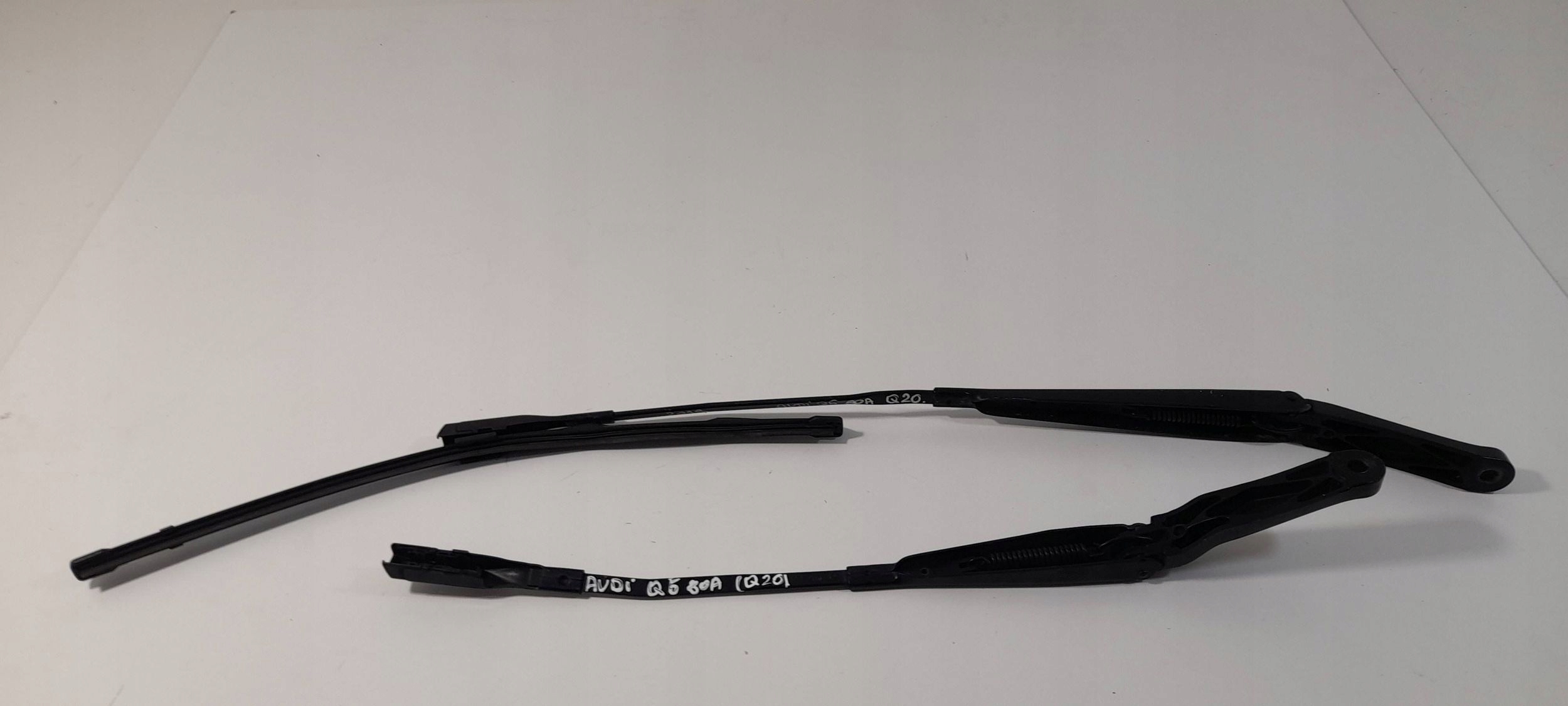 Audi Q5 80A FY wiper arm windows 80B955407 (Q20)