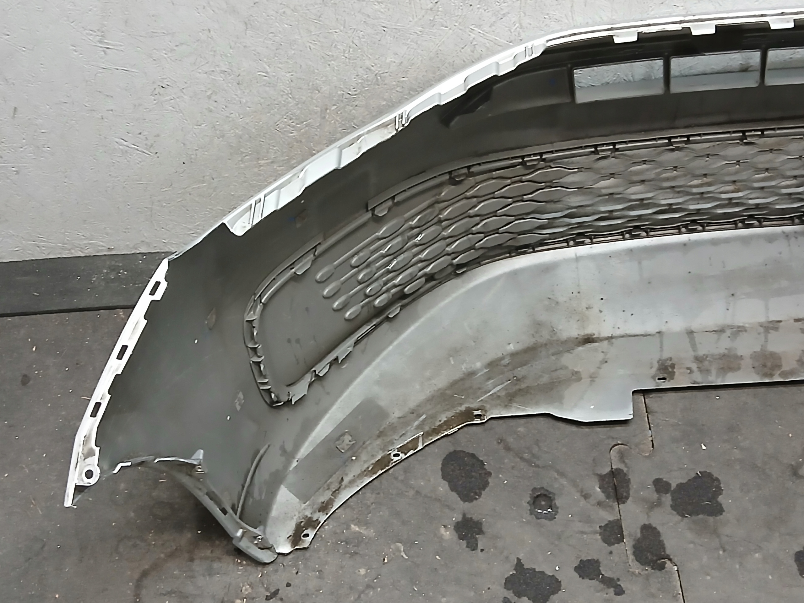 Stoßstange vorne VW CADDY 2K7 20