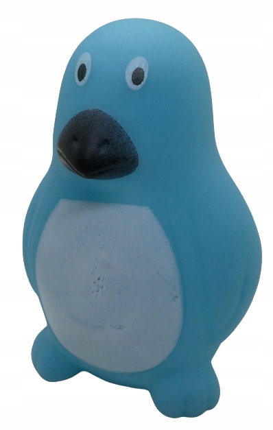

gumowy gryzak pingwin z piszczałką wielkość 6 cm