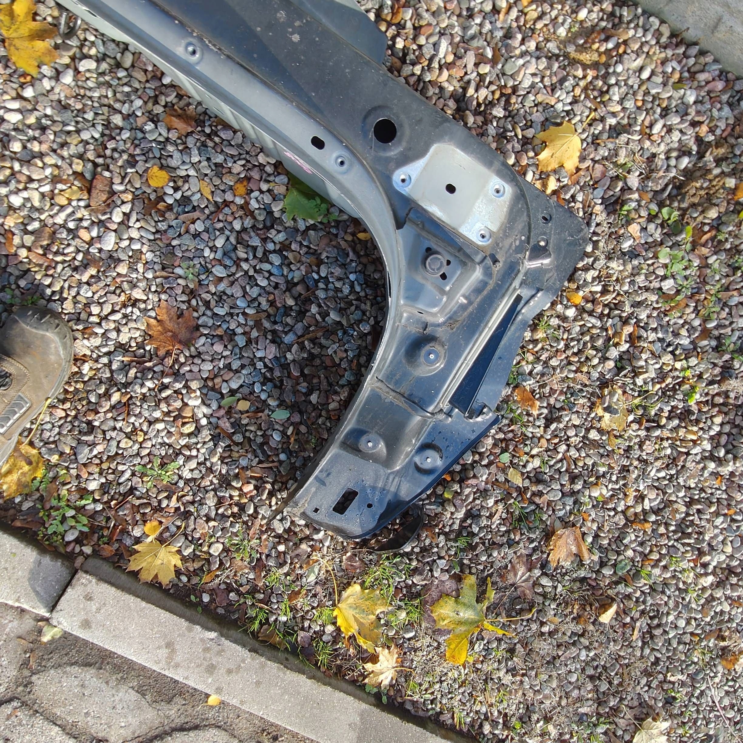 quarter rear rear part Peugeot 2008 and rear panel