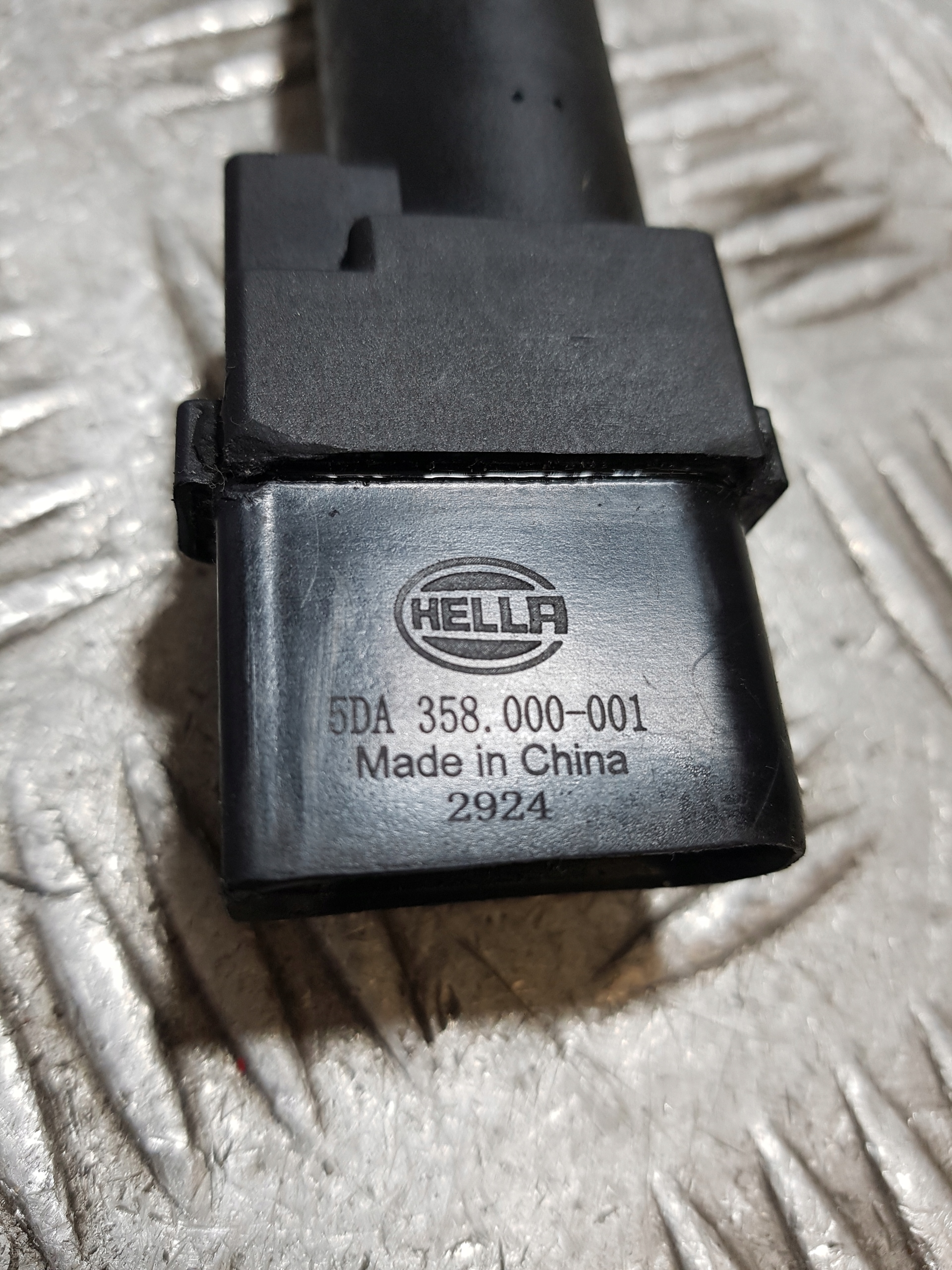 coil ignition VOLKSWAGEN GOLF 4 2.3 V5 5DA 358.000-001