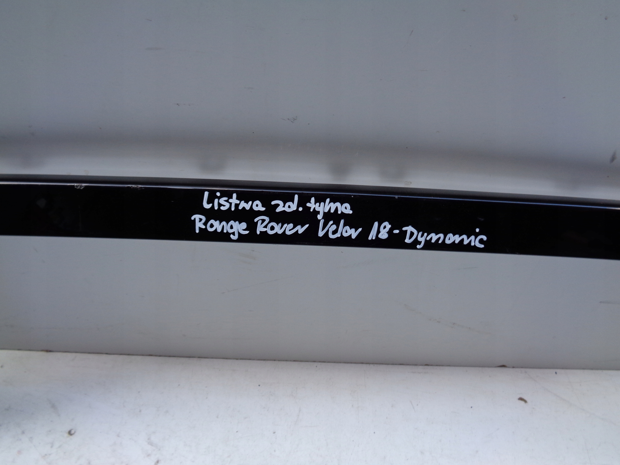 modanatura Paraurti posteriore spoiler RANGE ROVER VELAR 18- DYNAMIC