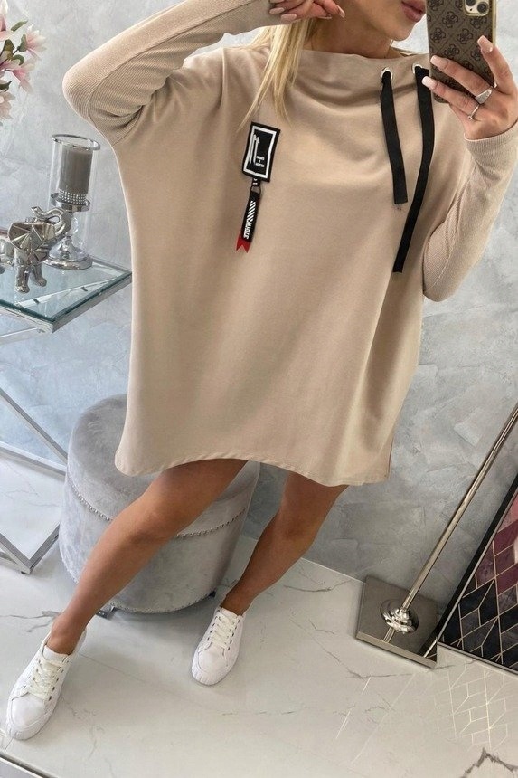 

Bluza oversize asymetryczna. Beżowa