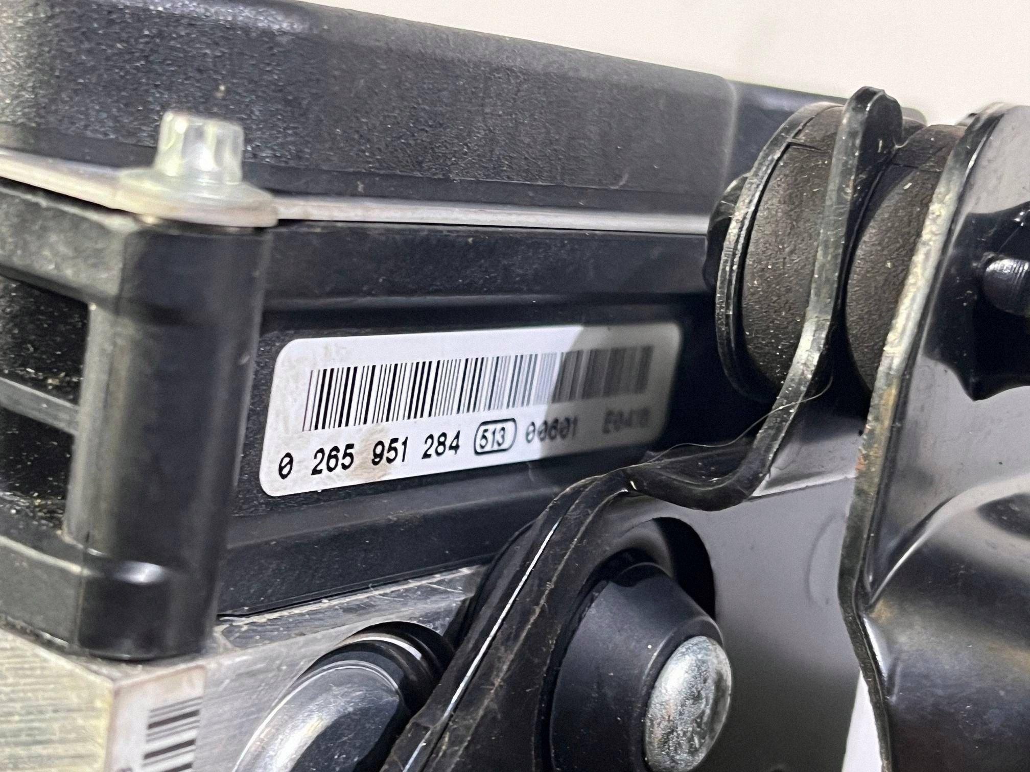 Pumpe ABS modul Bedienteil Nissan 370Z 476601ET0B