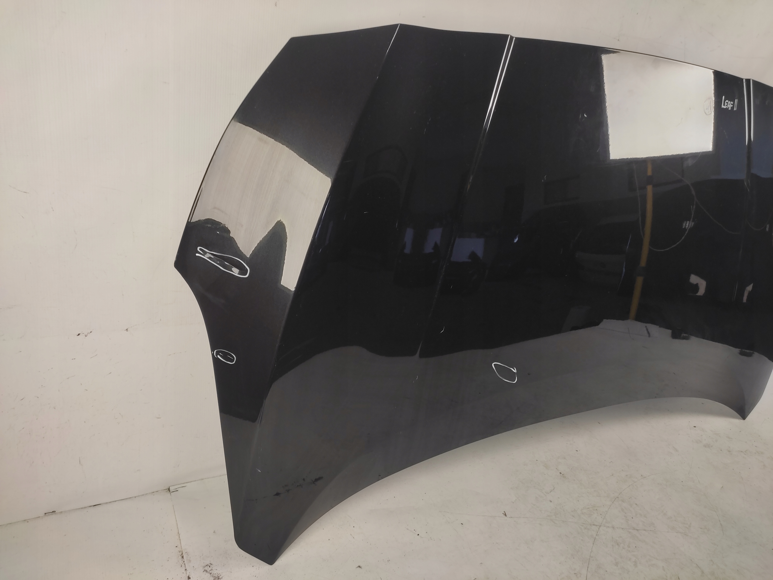 NISSAN LEAF II MASKA POKRYWA SILNIKA PRZÓD 2017- Producent części Nissan OE