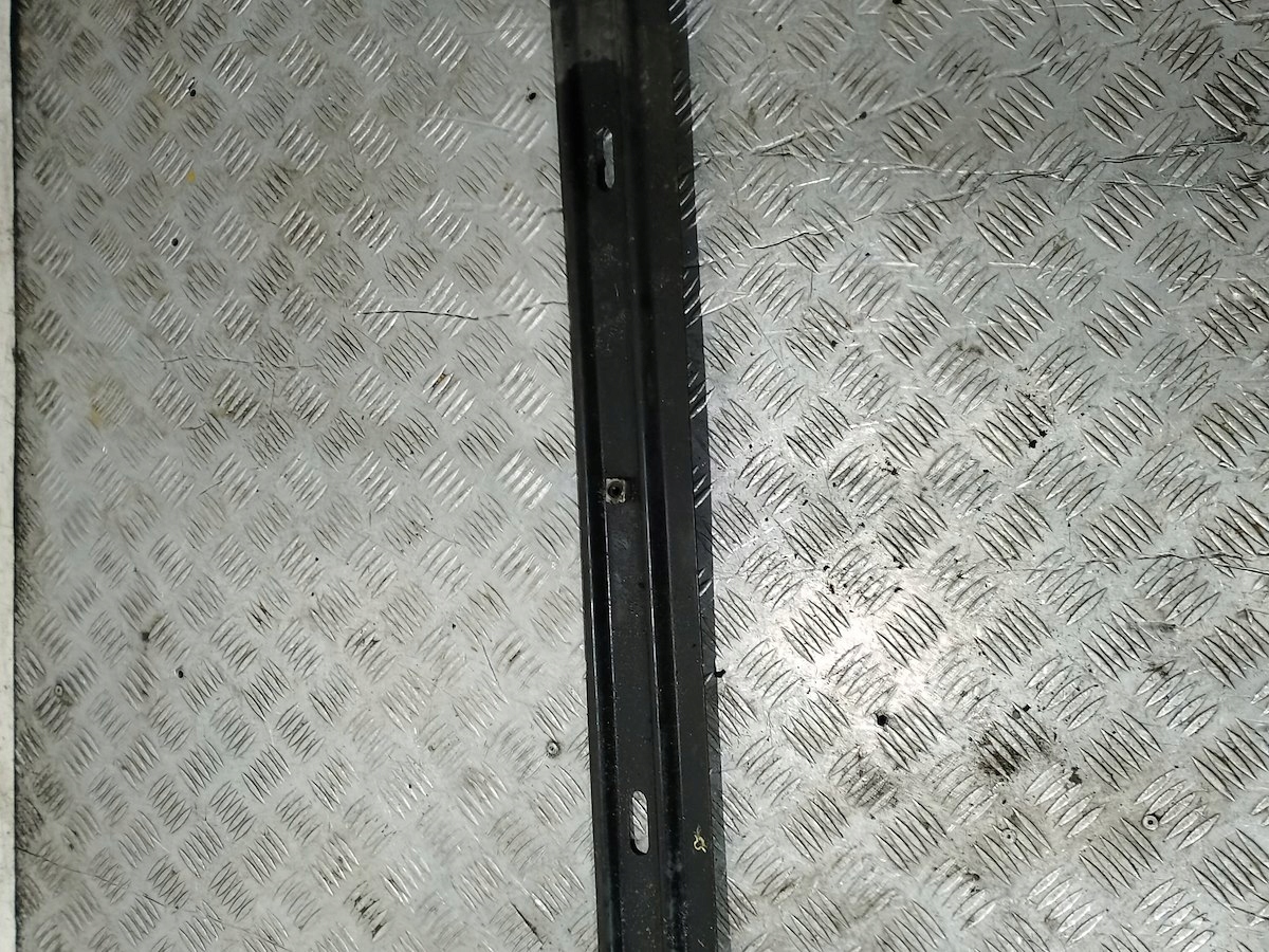 BELKA POD CHŁODNICE PEUGEOT 308 SW 1.6 TURBO Producent części Peugeot OE