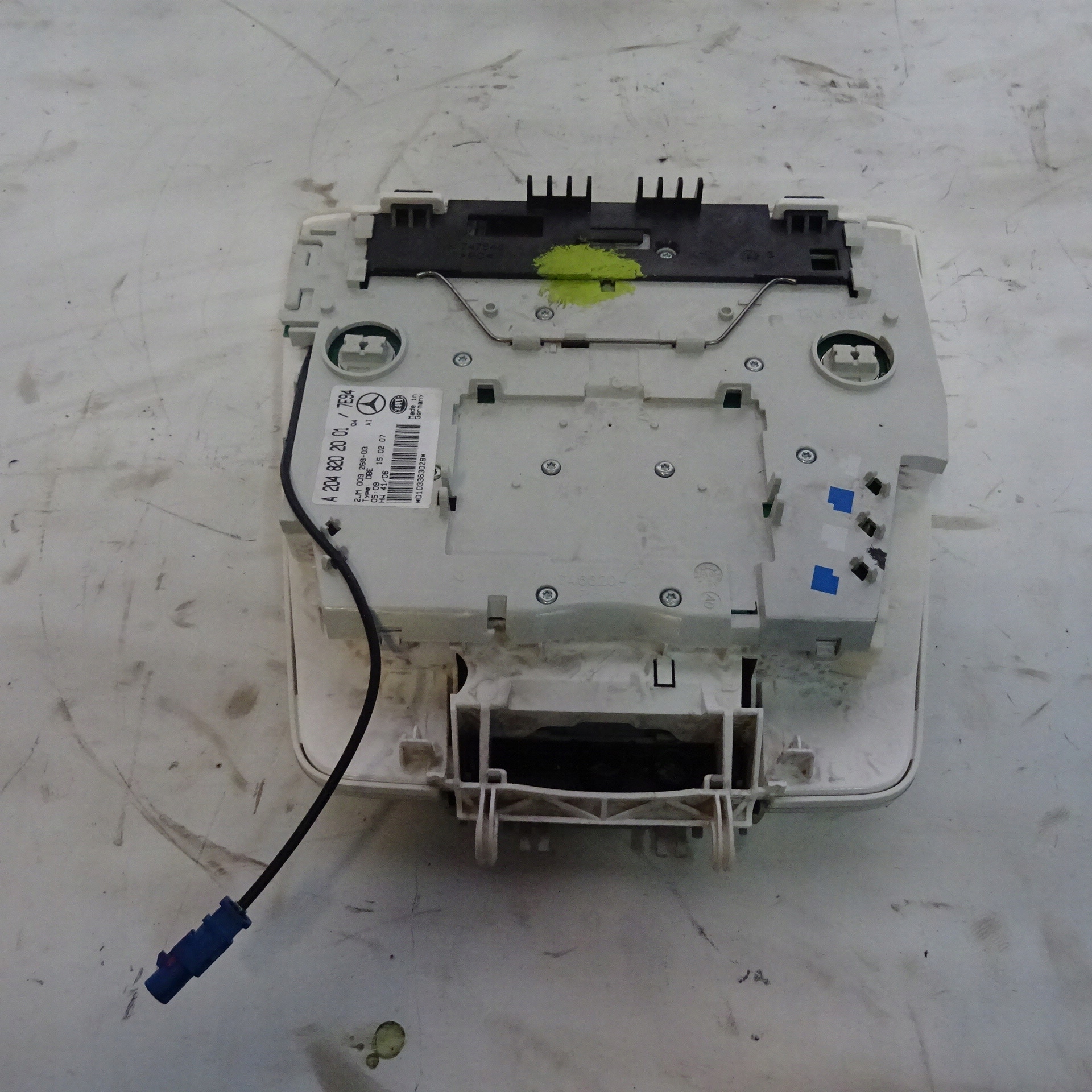 MERCEDES C W204 Feux phare Interne Avant A2048202001