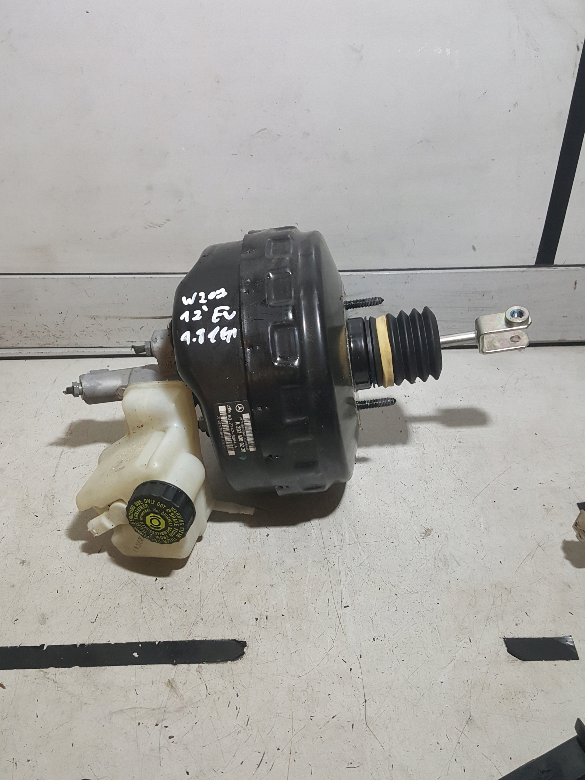 MERCEDES W207 сервопривід Головний циліндр A2074300230