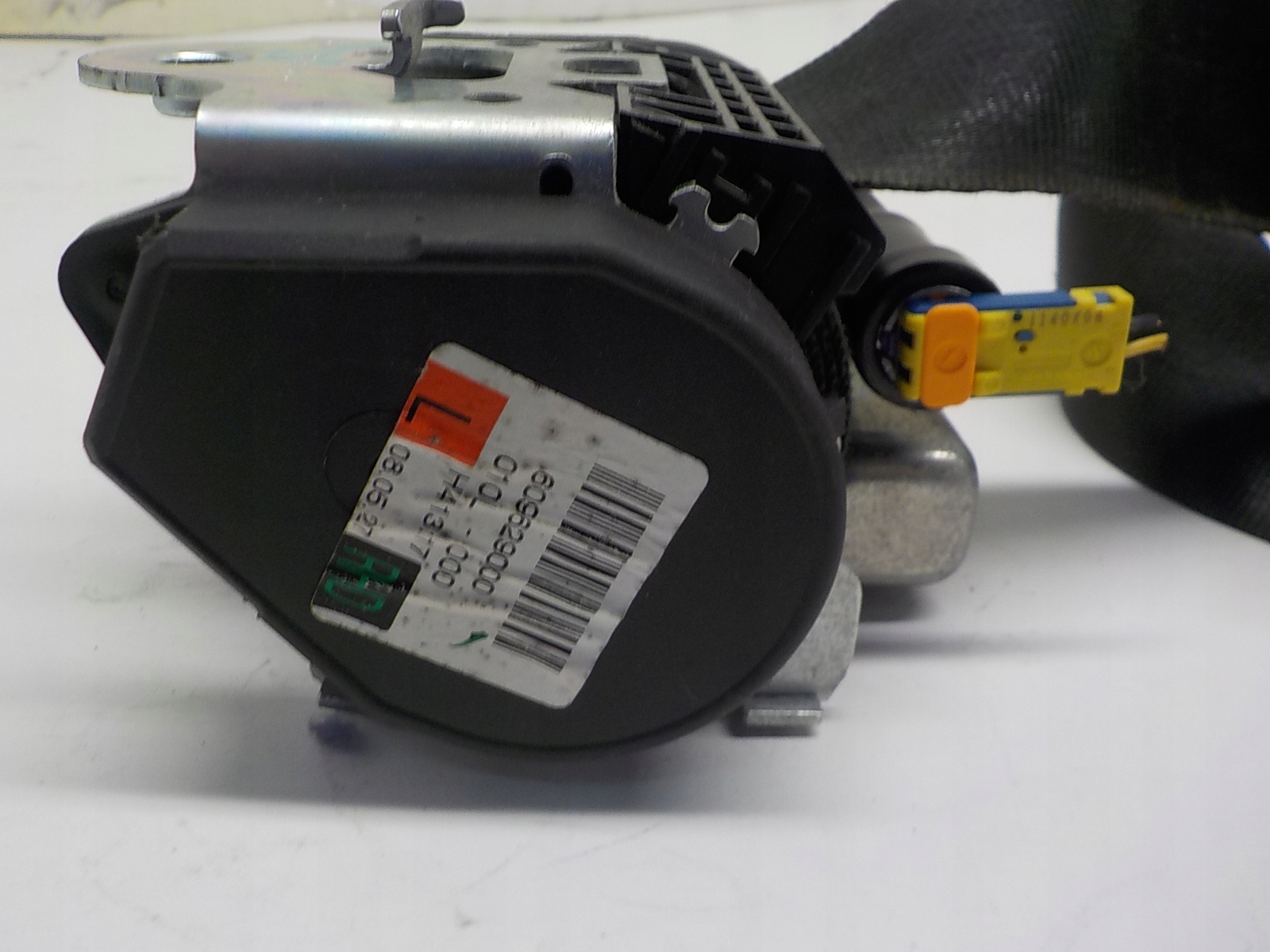 VW GOLF V Gurten Sicherheits links 1K4857705AS 609629000