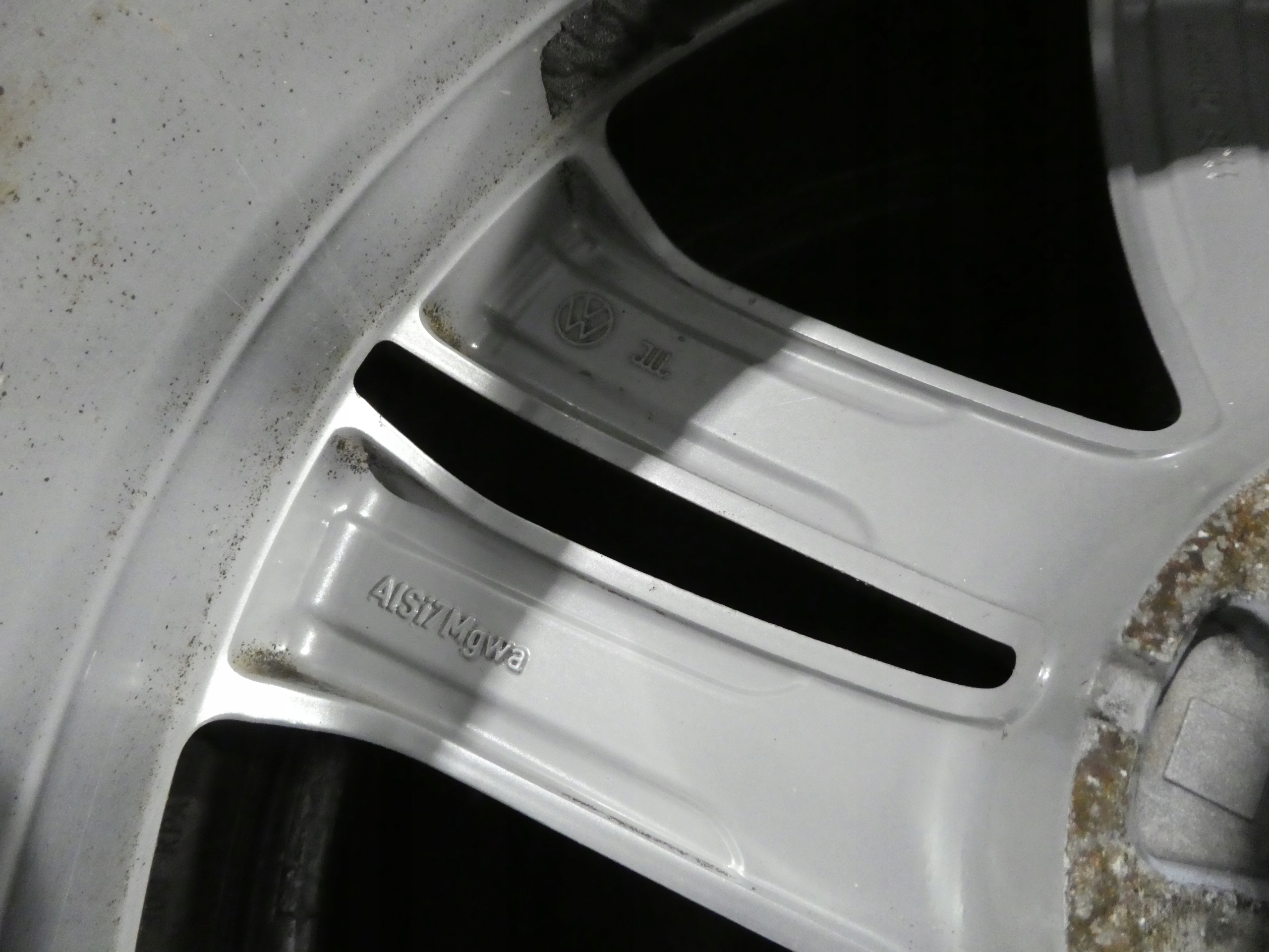 1X DISK HLINÍKOVÝ DISK VW 3AA601025H