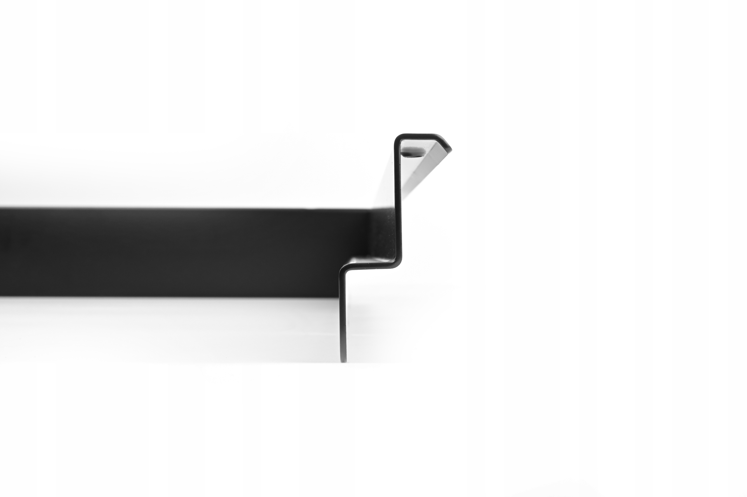 RAMKA Z WENTYLACJĄ DO LODÓWKI V65C EAN (GTIN) 5903849403962