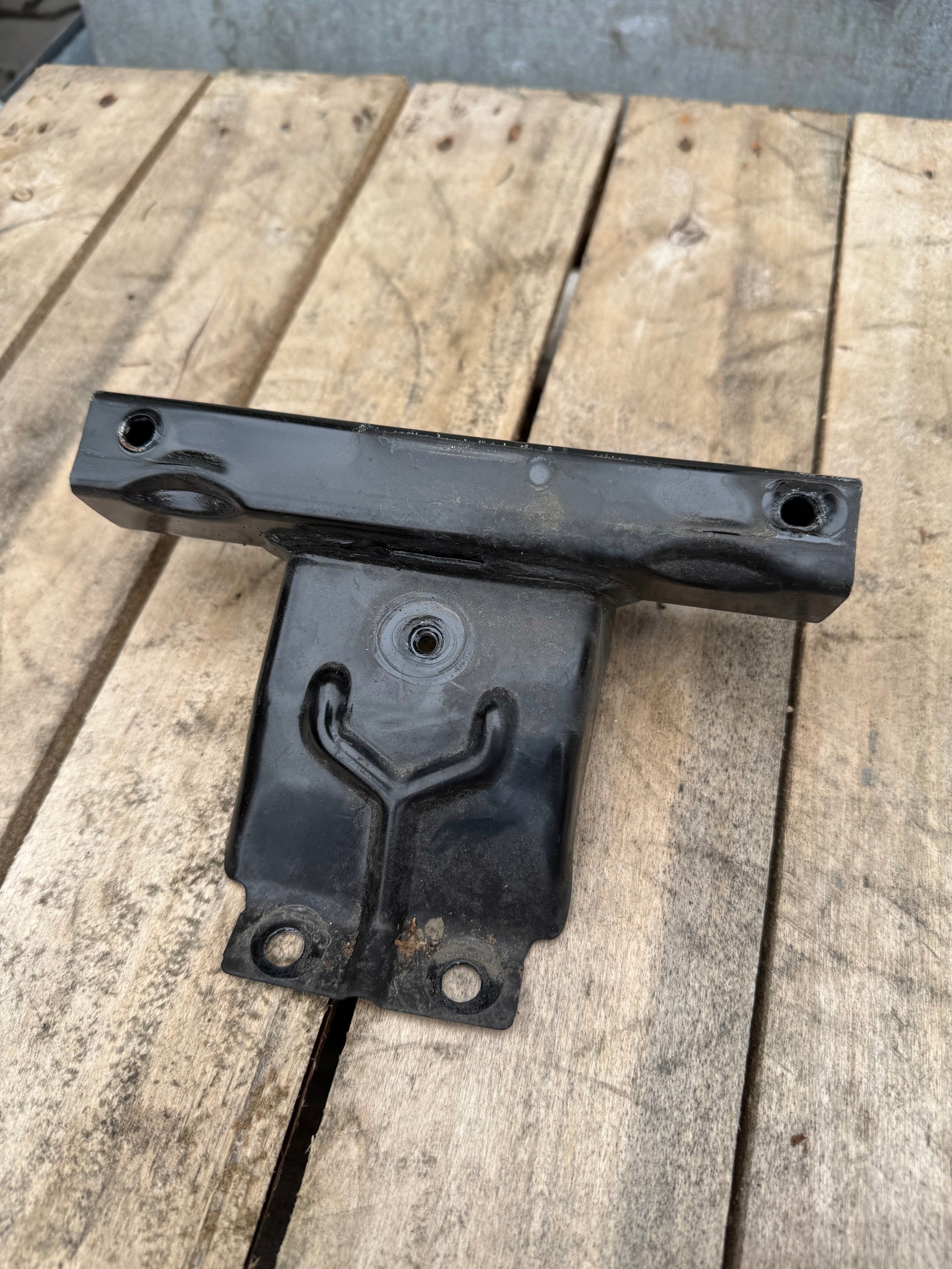 front body wall front pillar JEEP GRAND CHEROKEE IV WK2 18R