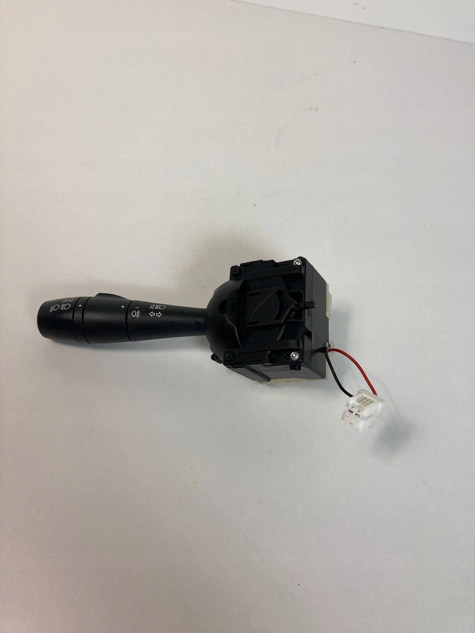 Opel Vivaro B Renault Trafic III Manetka switch indicator 93868050