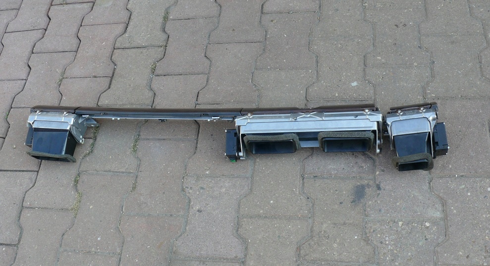 DEKORY of the dashboard KRATKI air conditioning devices front VW PHAETON 02-05