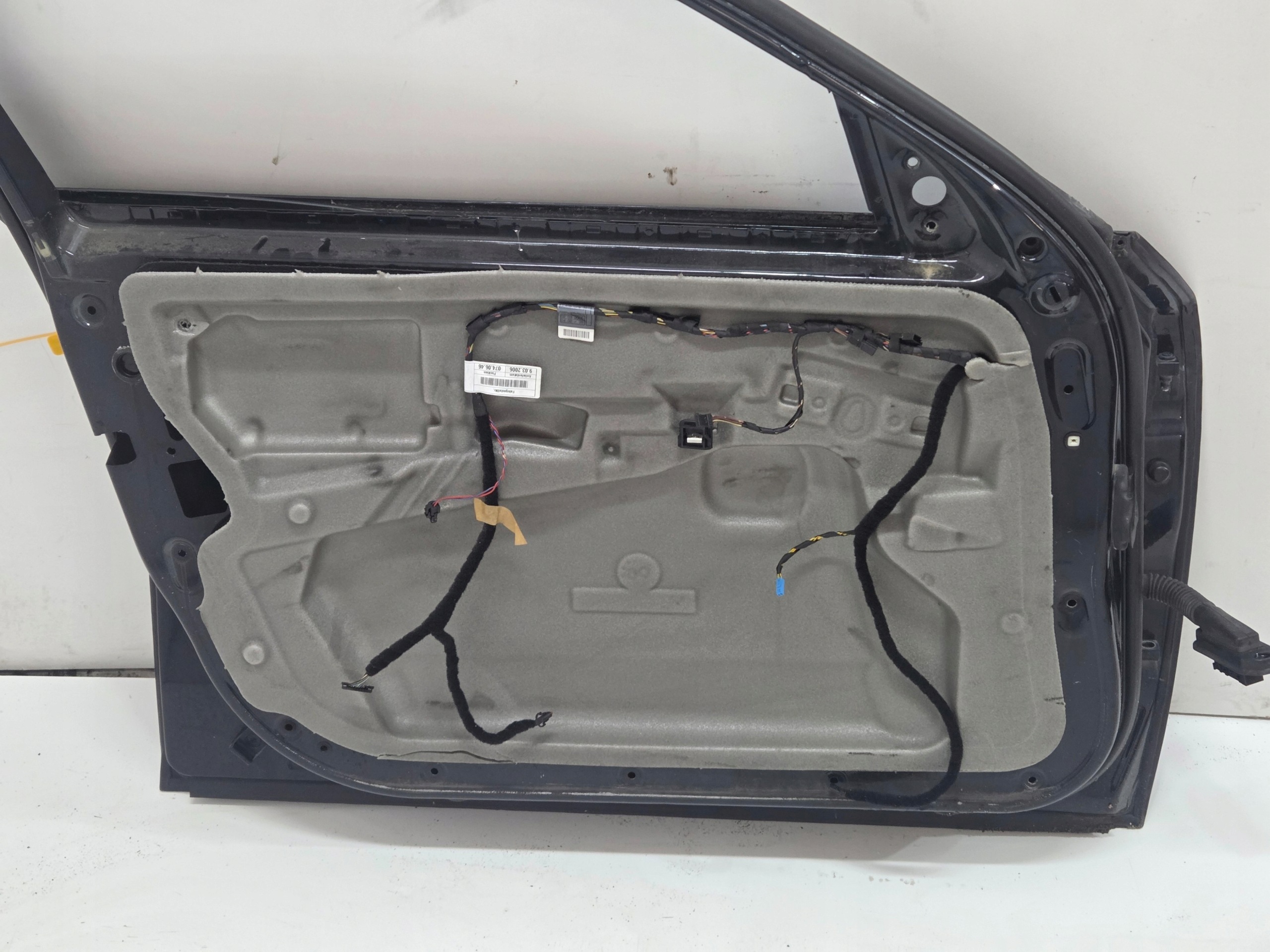ajtó bal eleje BMW E60 E61 CARBONSCHWARZ