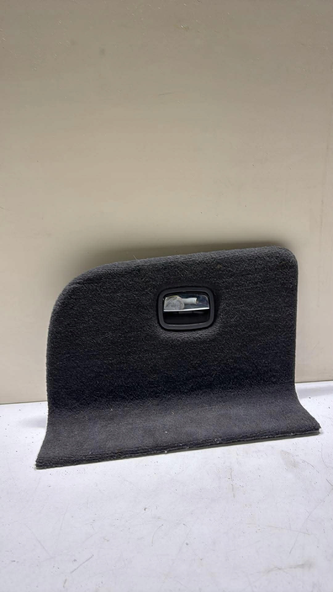 Jaguar XF X250 side upholstery boot DX23-68889-A