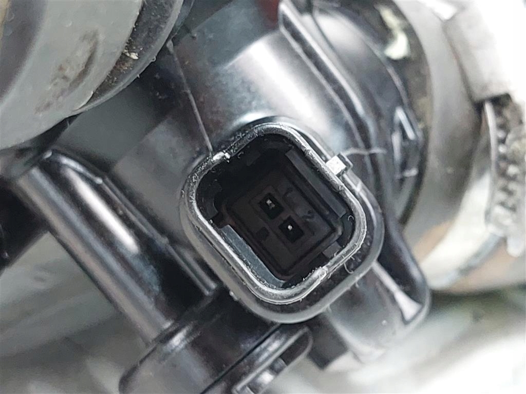 Obudowa termostatu CITROEN C5 III X7 PEUGEOT 1,6 THP - 2008-2017r X2611 Producent części Citroen OE