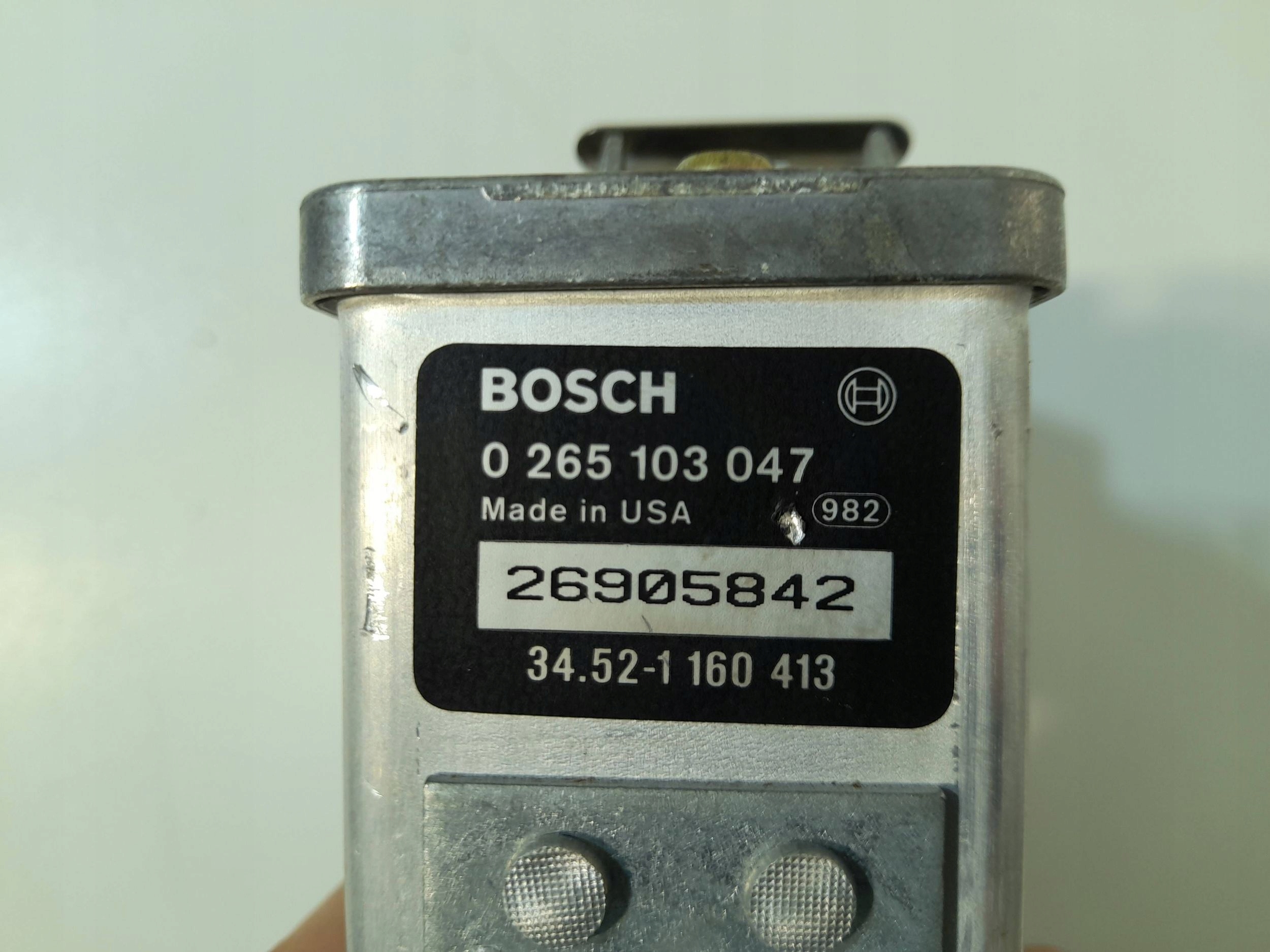 BMW 5 E34 control unit ABS 0265103047 (MD400)