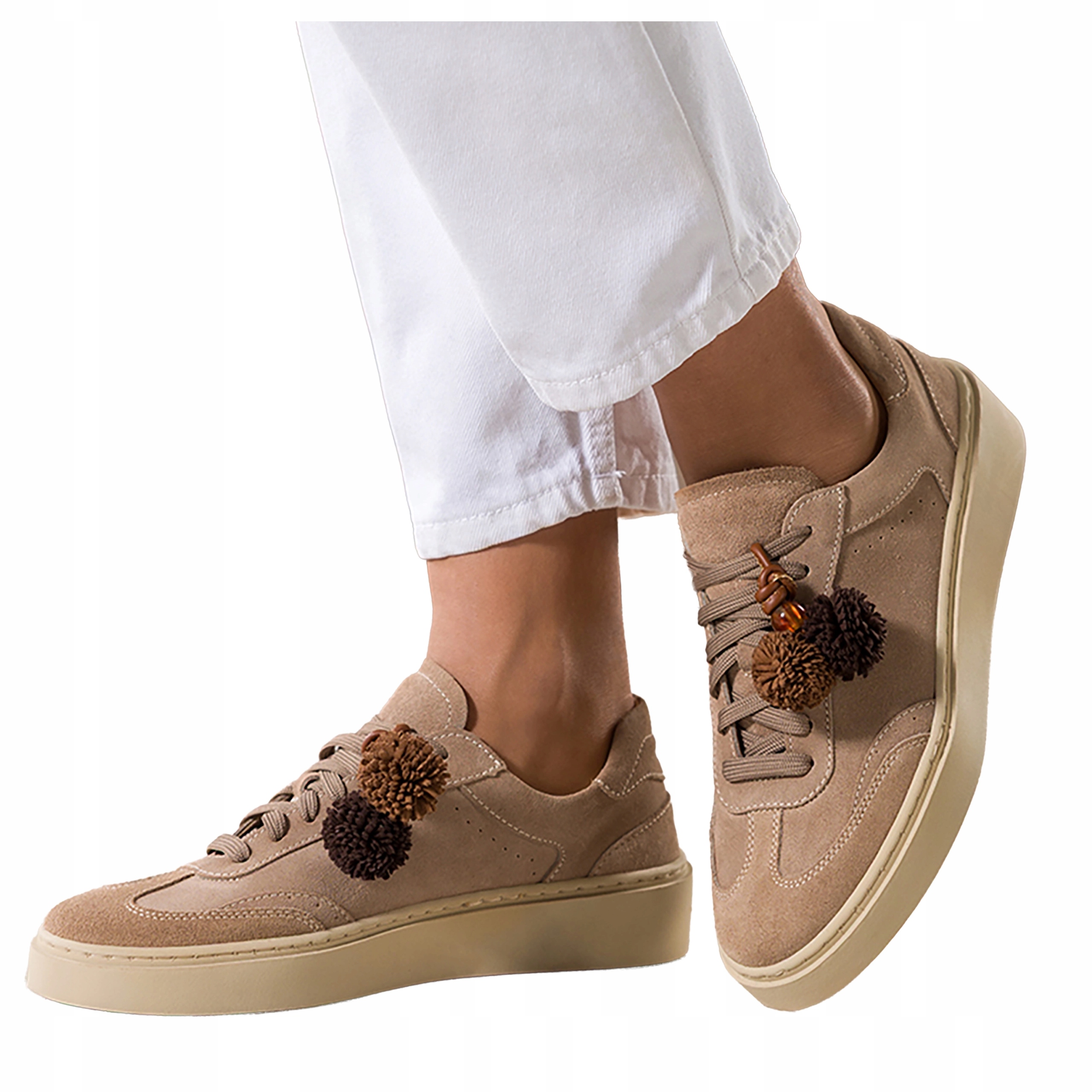 Béžové dámské kožené sportovní tenisky na platformě se šněrováním, velikost 36