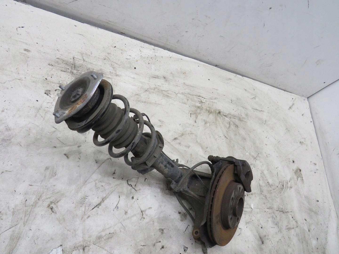 MCPERSON передний правый кроссовер COUNTRYMAN R60 1.6